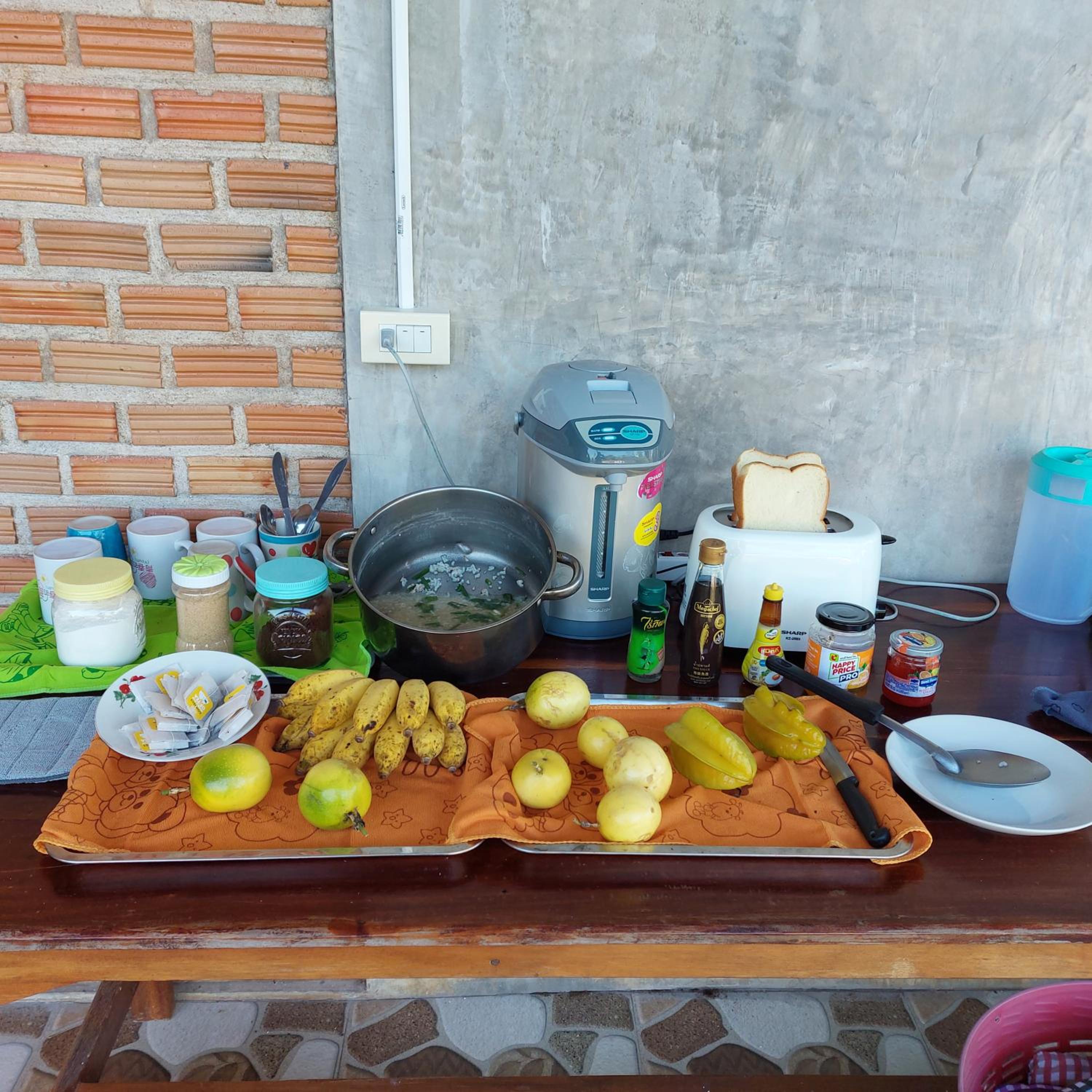 breakfast buffet
