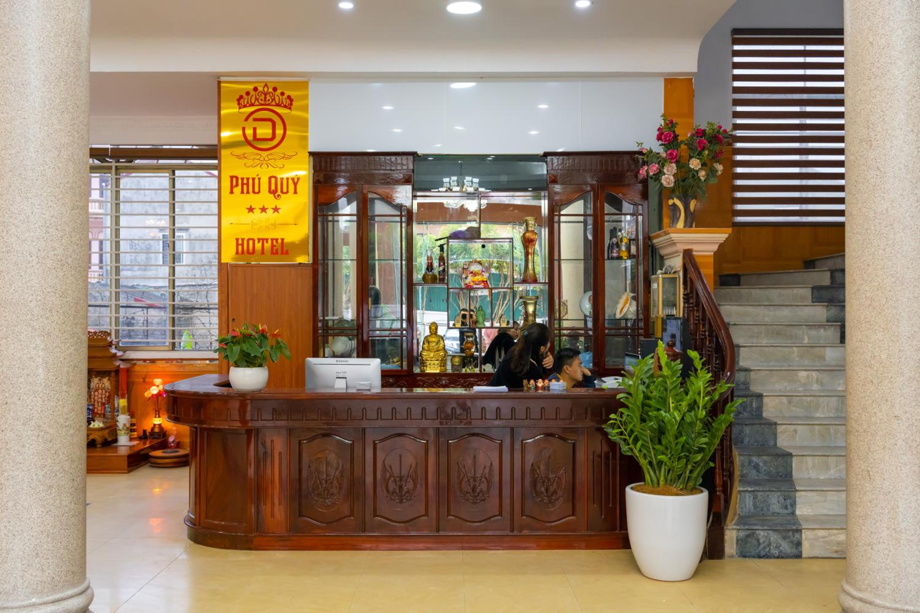 PHÚ QUÝ HOTEL near ĐÔNG KINH MARKET view 5