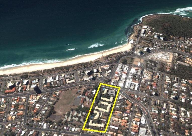 Paradise Grove - Hosted by Burleigh Letting