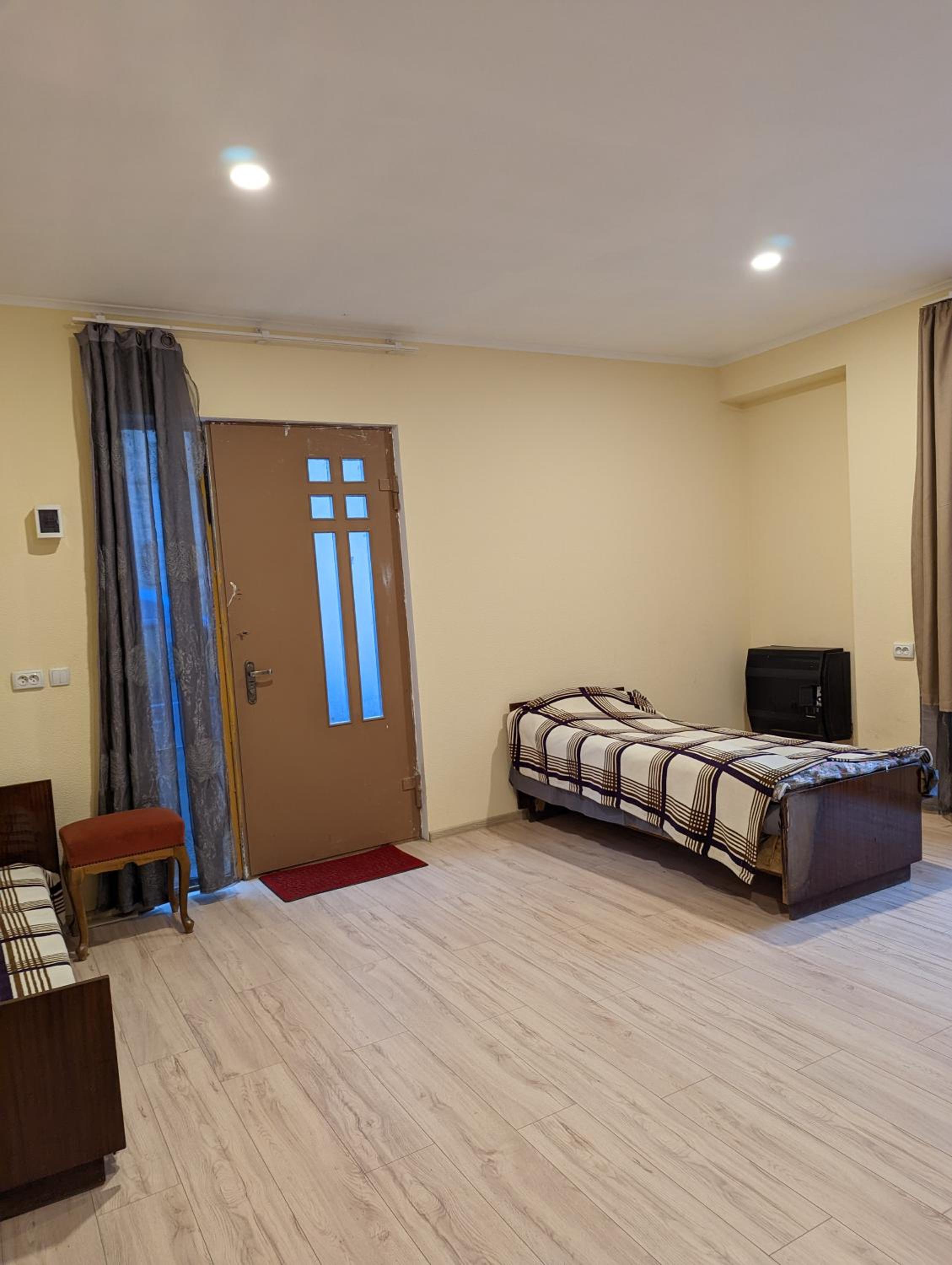 Berdo's Guest house view 3