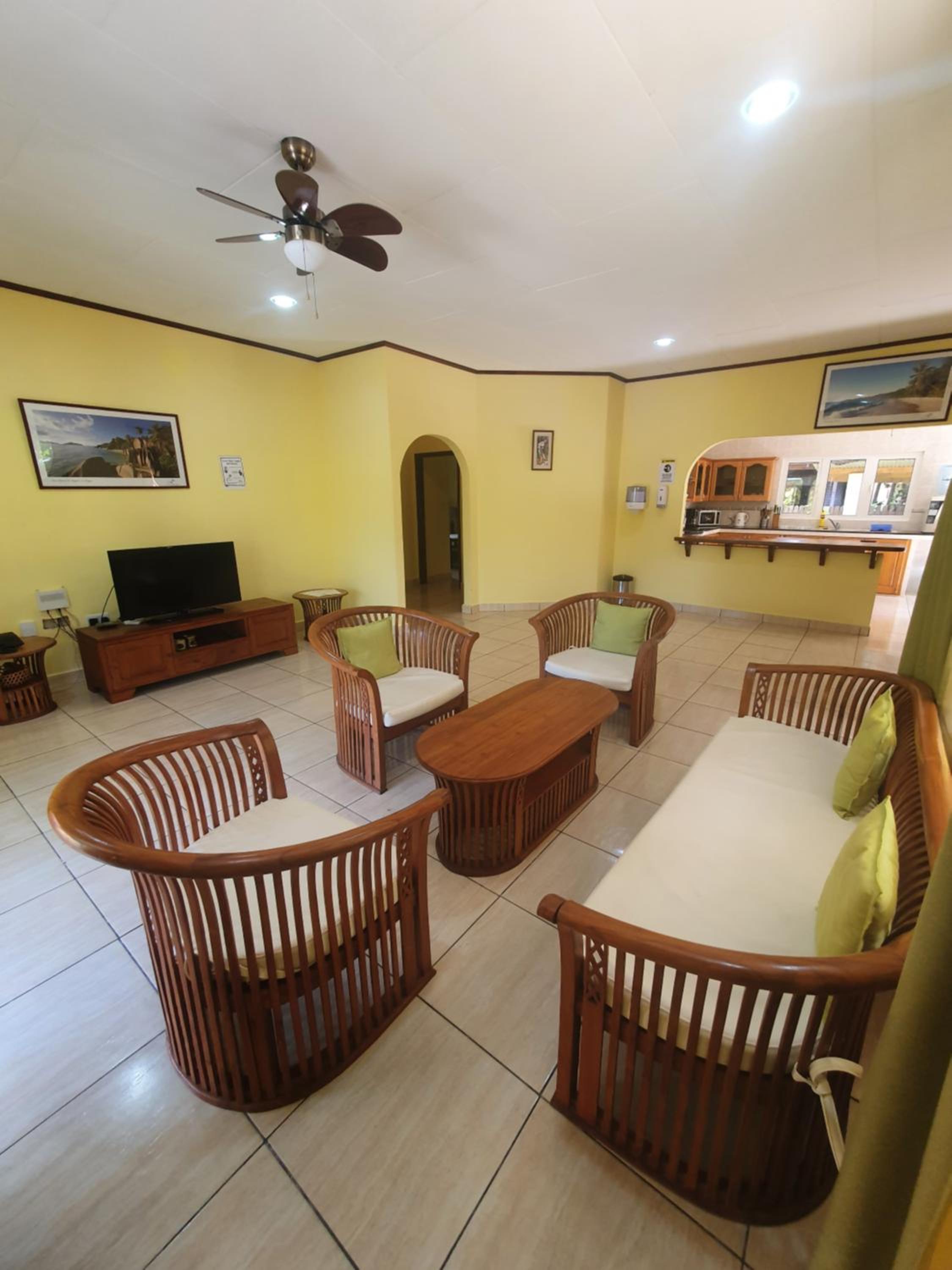 La Passe Holiday Villa view 5