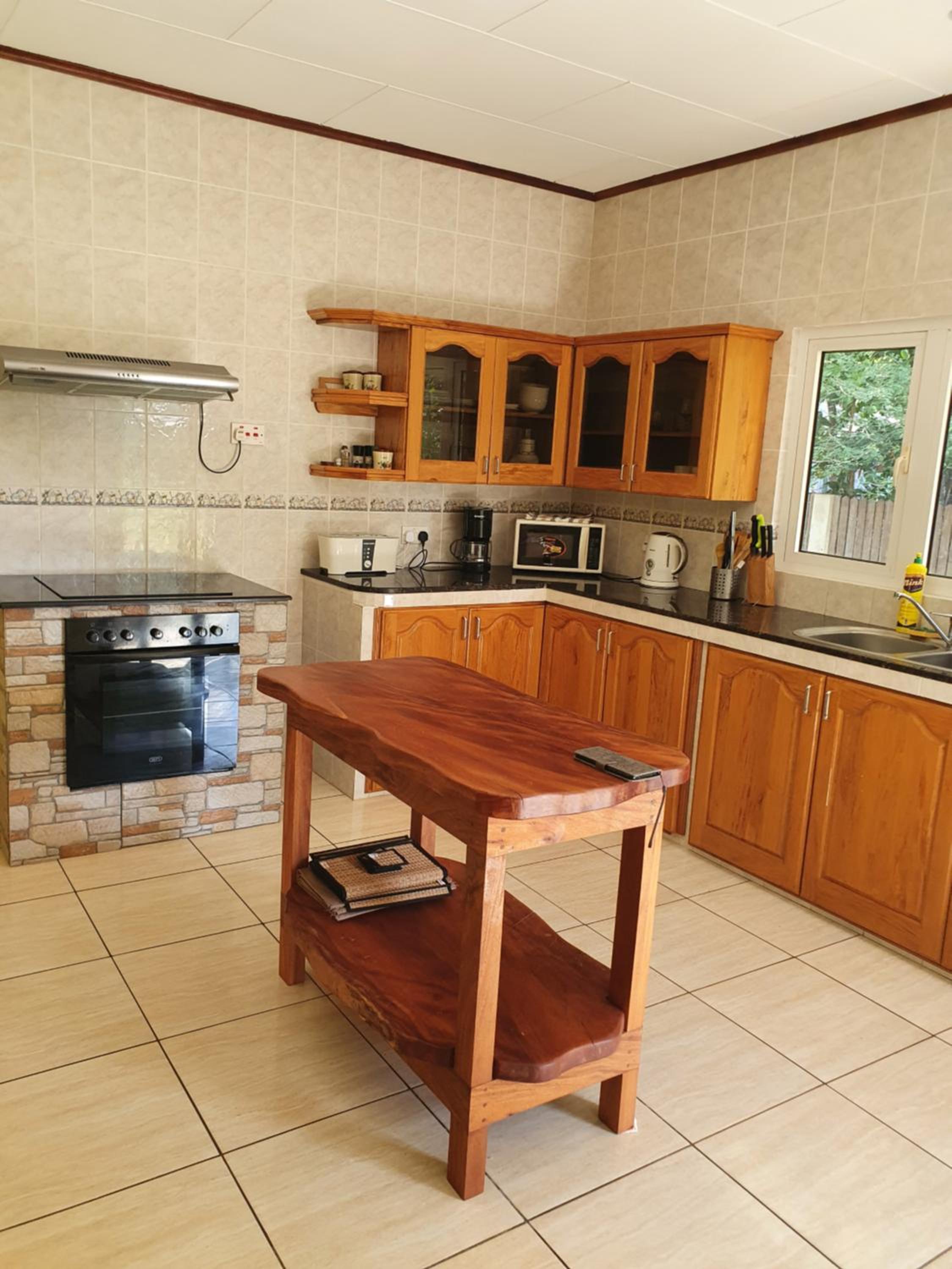 La Passe Holiday Villa view 4