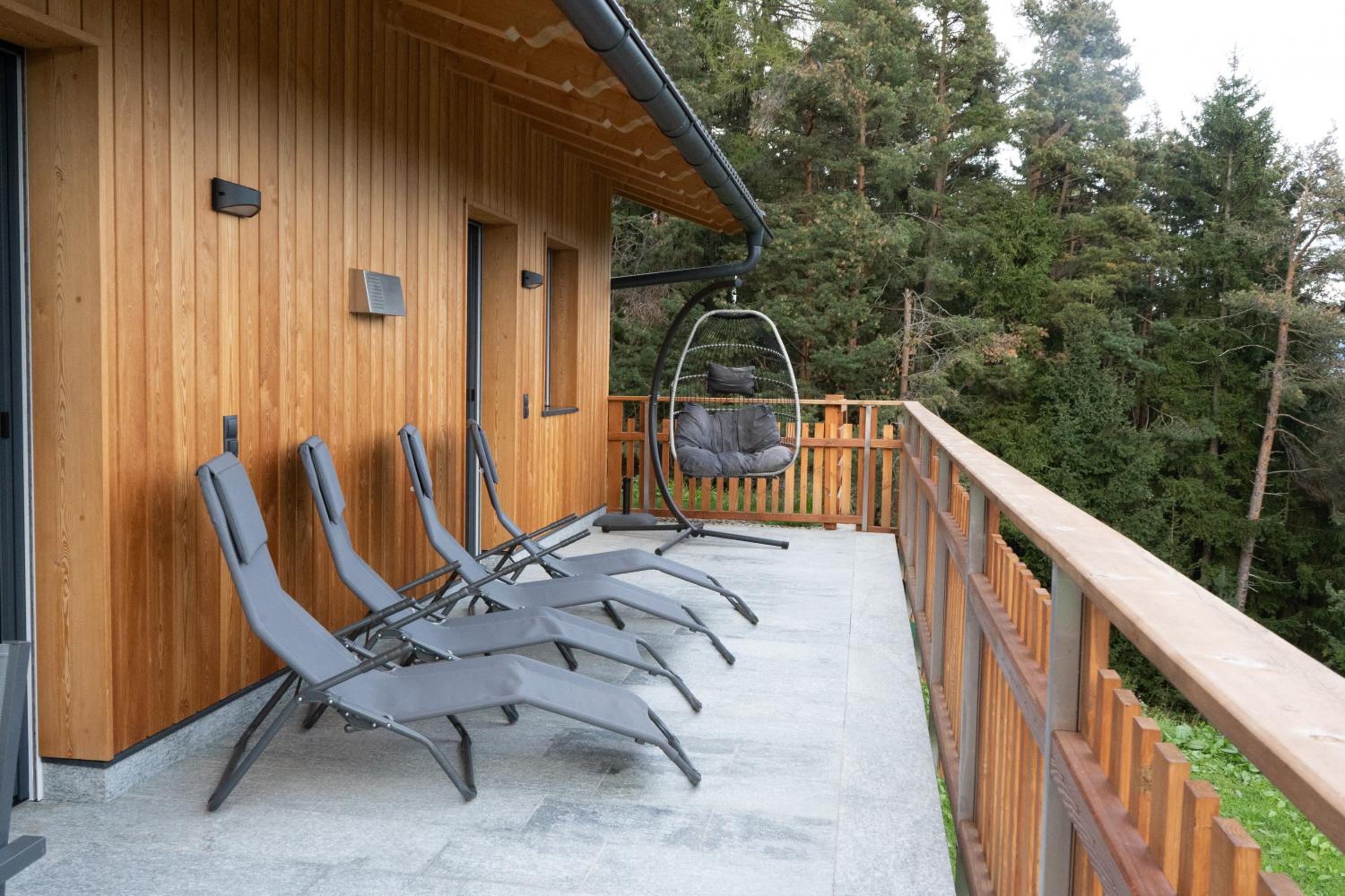 Alone in Chalet with view on Dolomites