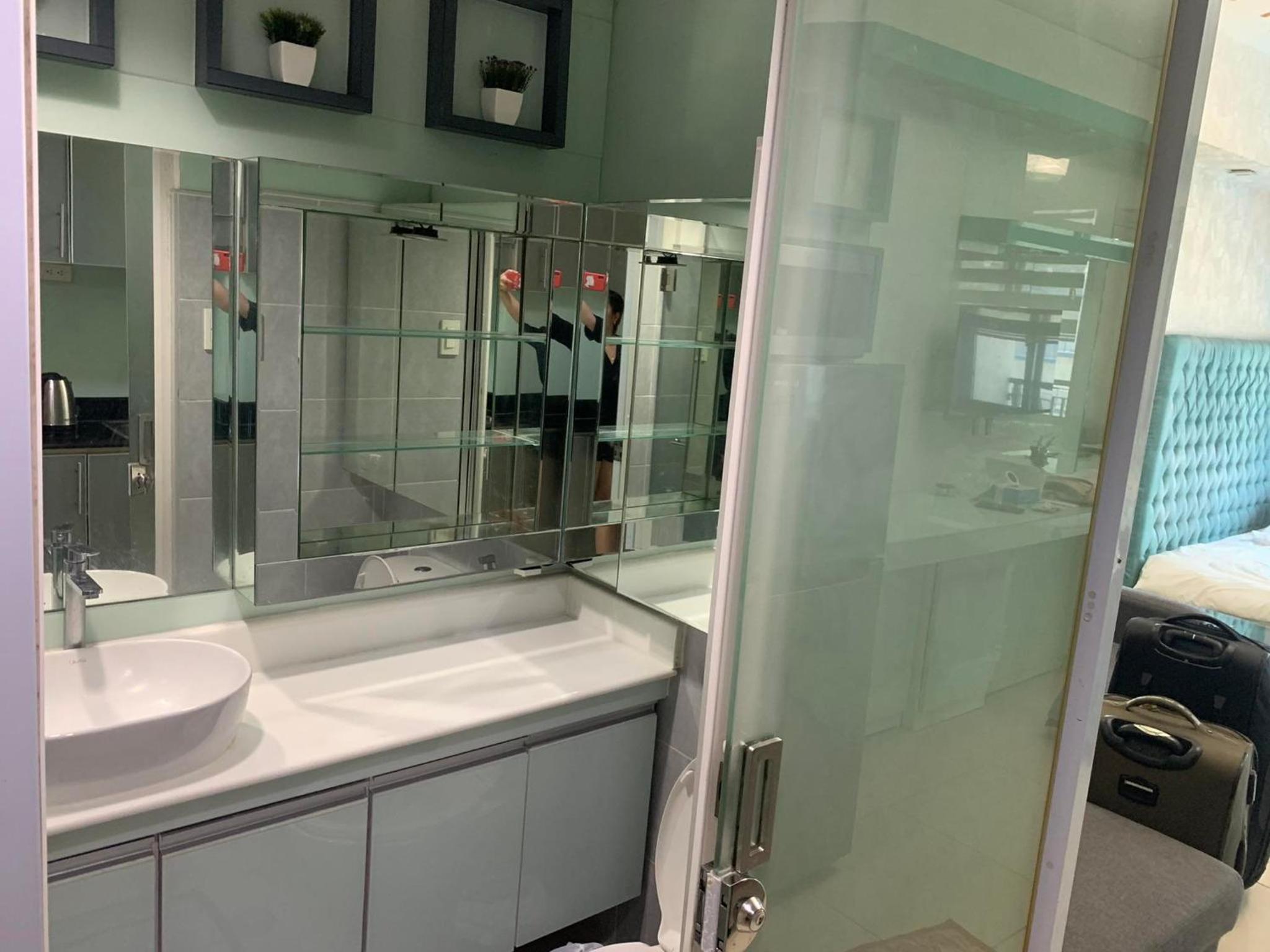 Sea Residences MOA by JO Alano New
