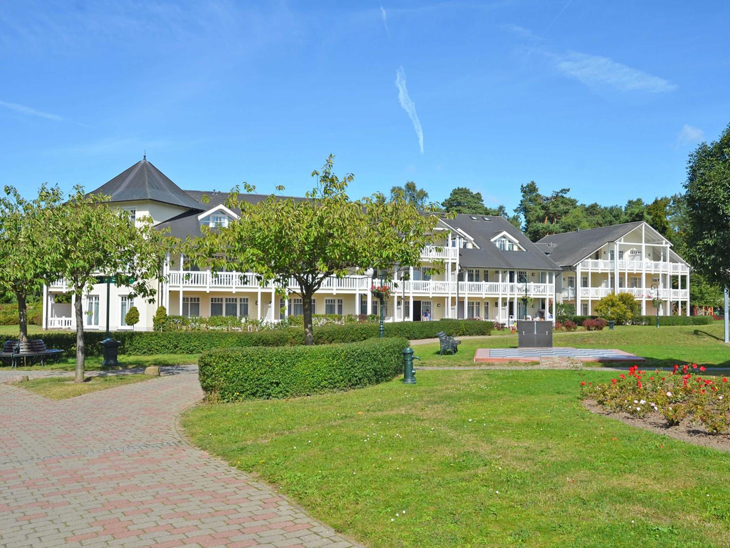 Dünenpark Binz - Wohnung 222 mit Terrasse strandnah
