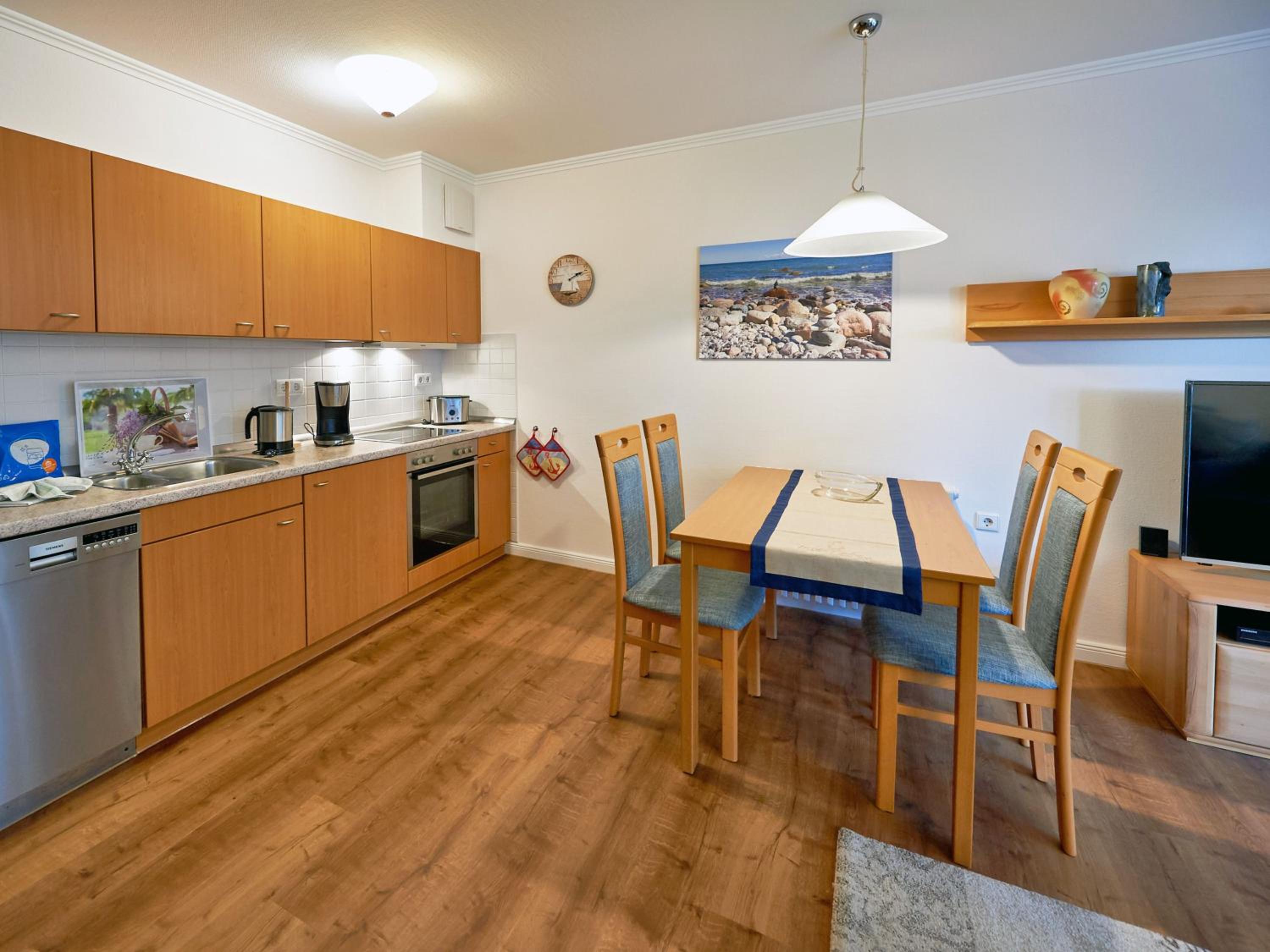 Dünenpark Binz - Wohnung 222 mit Terrasse strandnah