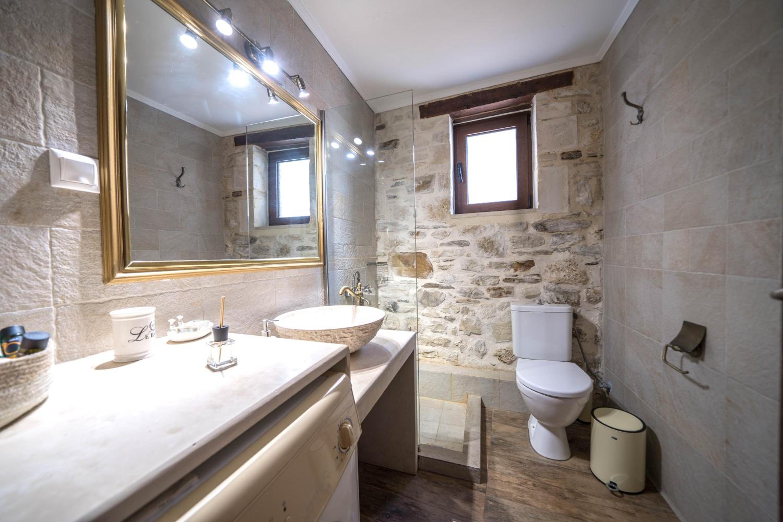 Arhontariki Luxury Apartment