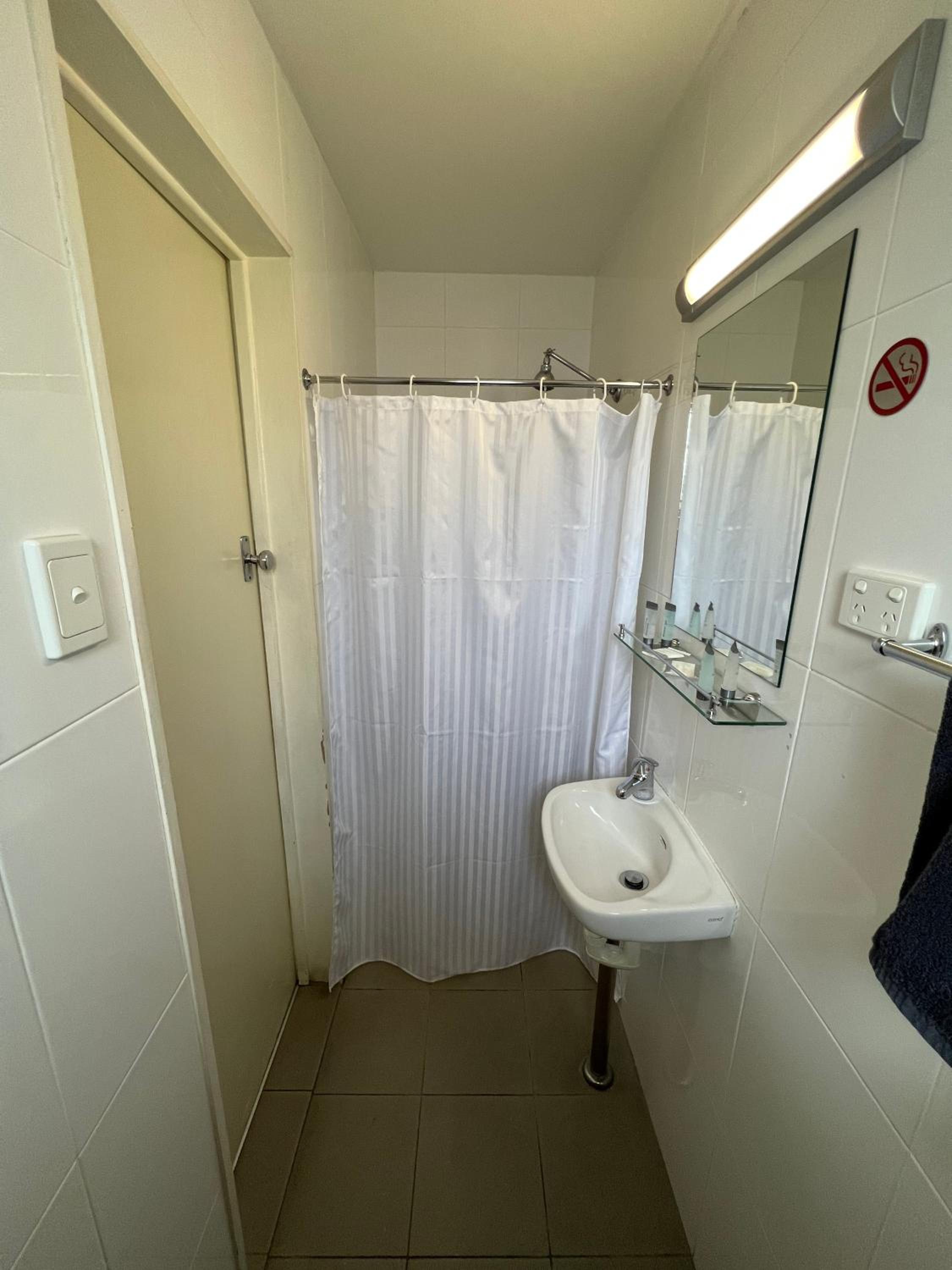 Hi-Way Motel Grafton - Contactless