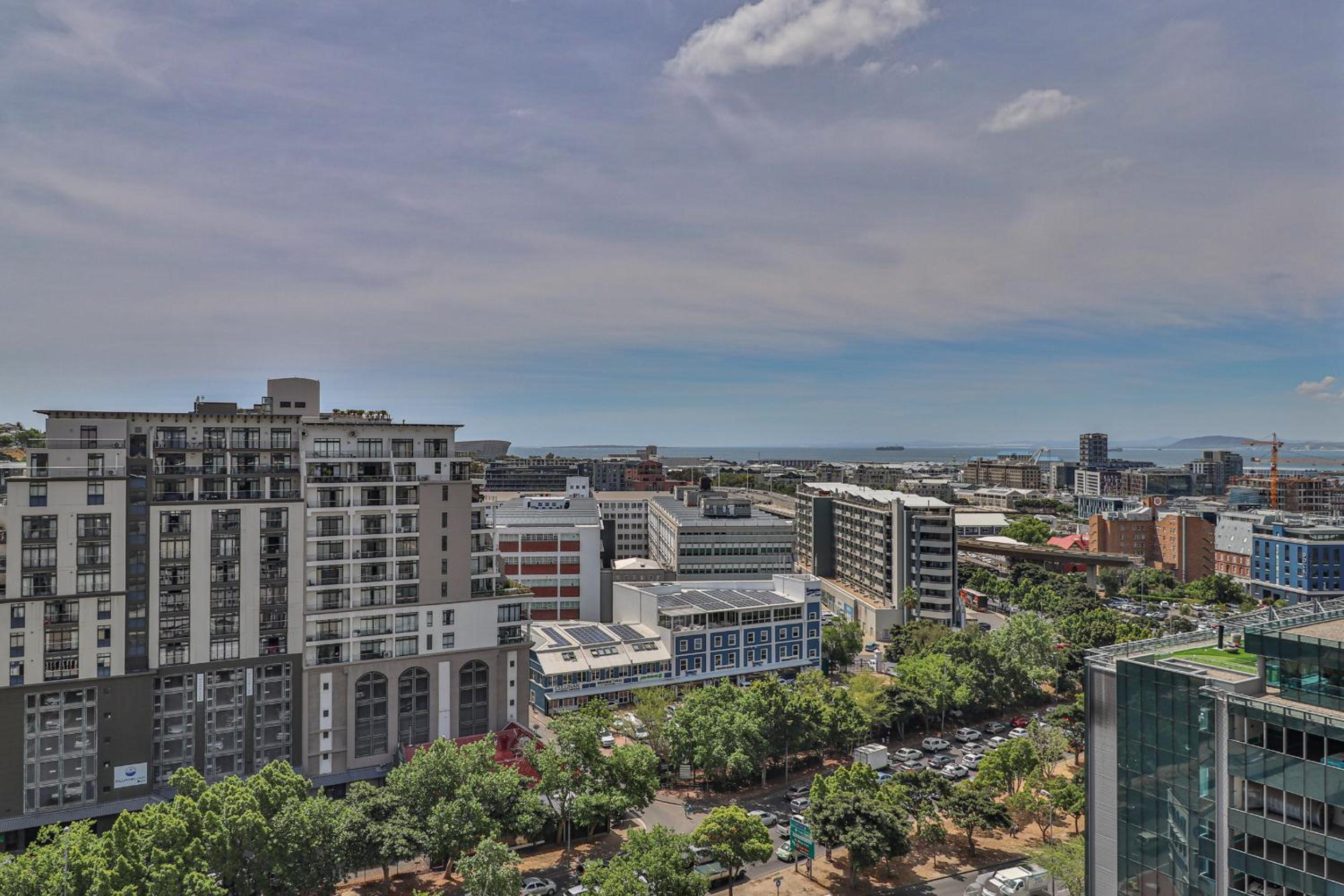 Sixteen on Bree 1425 by CTHA view 2
