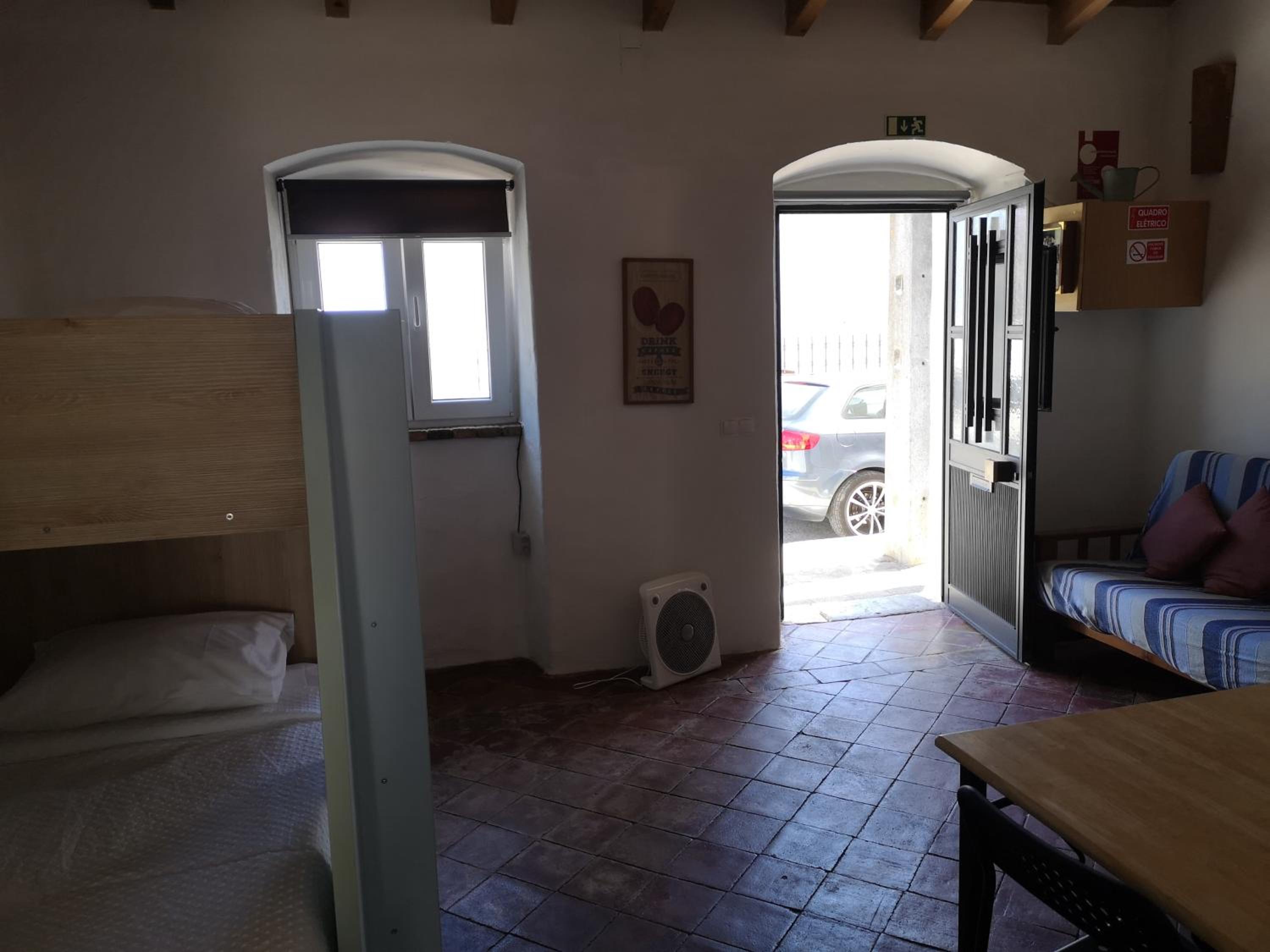Photo 37