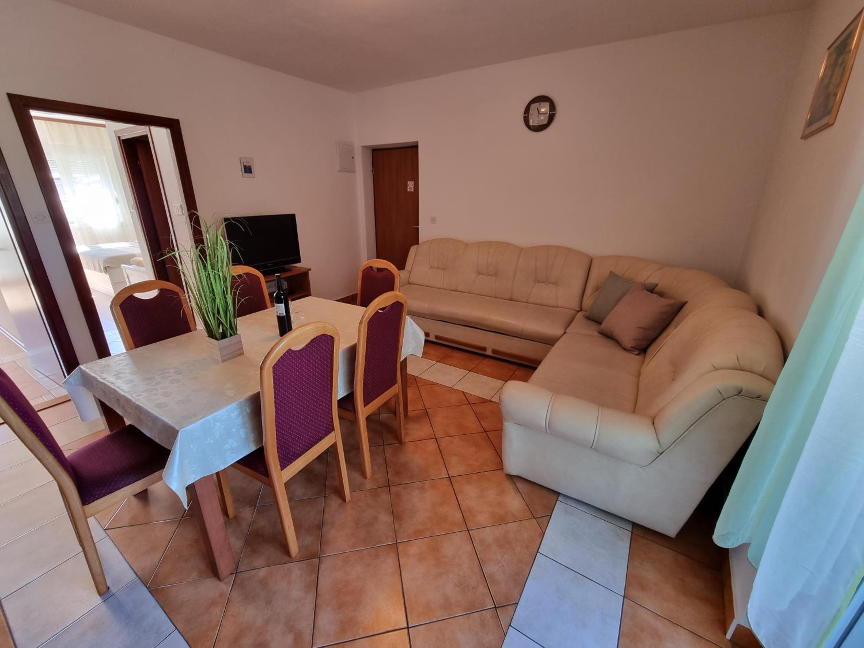 CHIARA Apartments with balcony