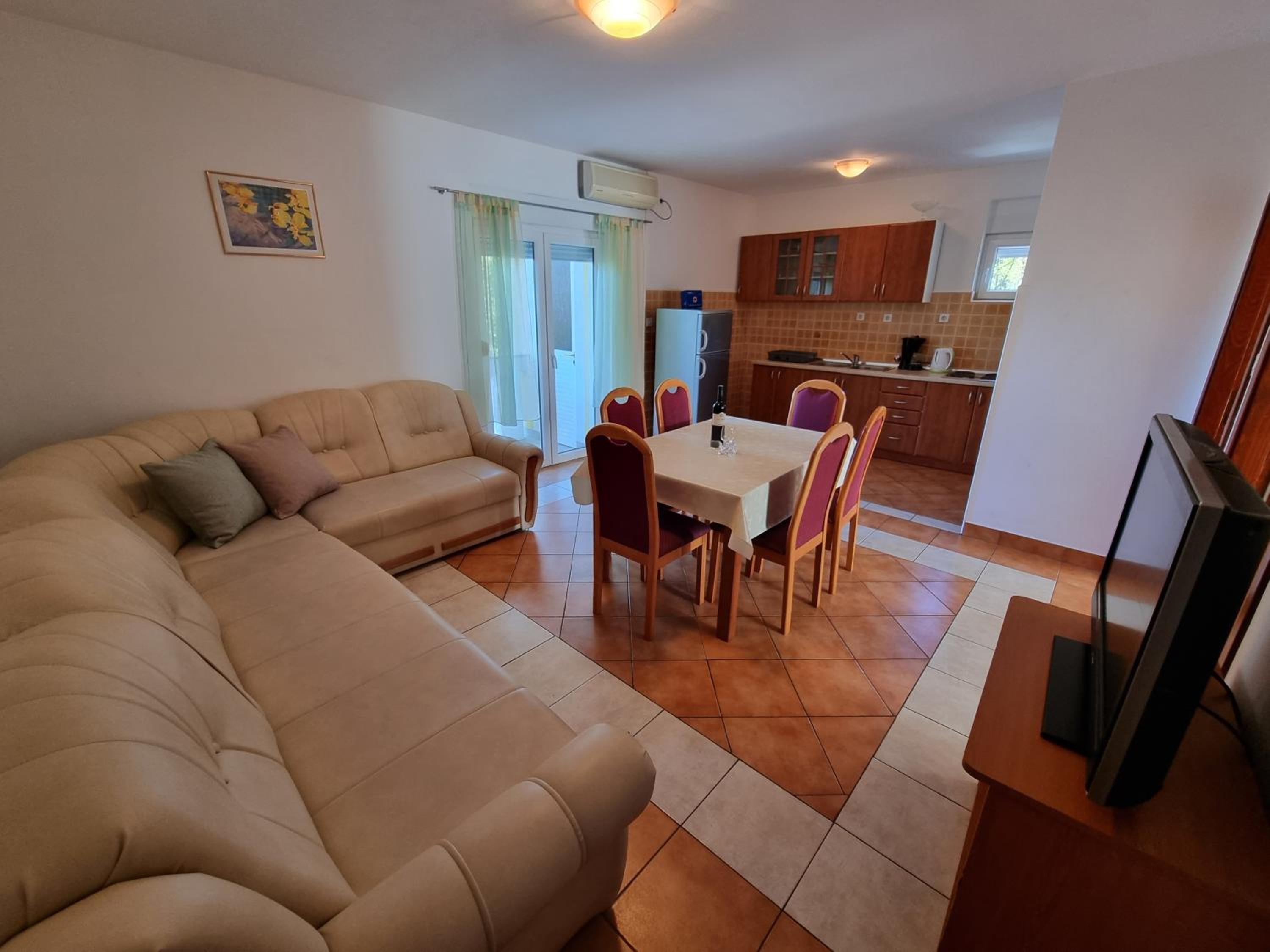 CHIARA Apartments with balcony