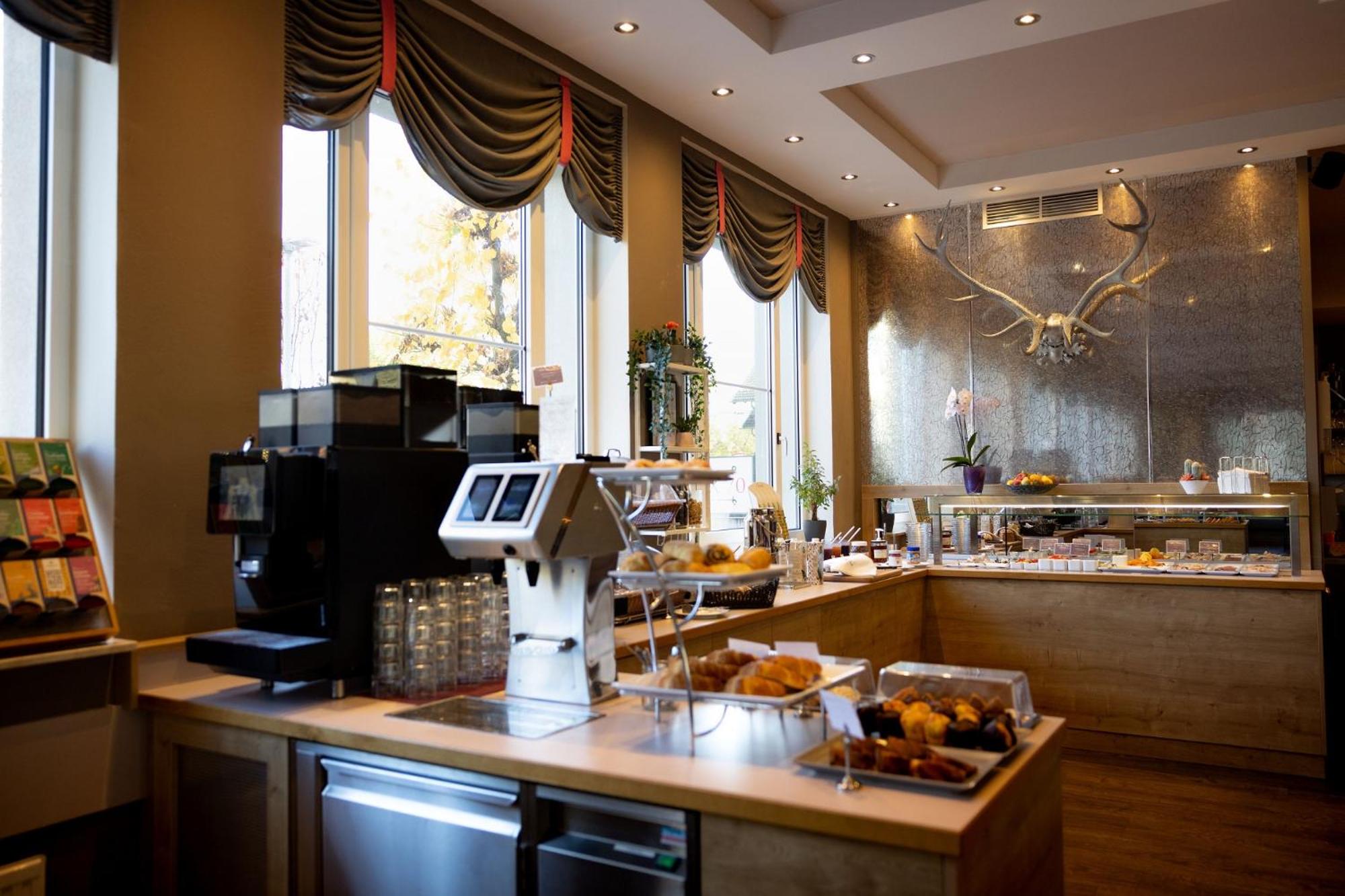 HOTEL junior by MAX 70