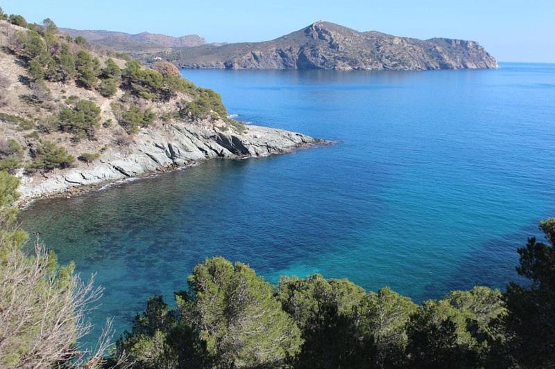 Royal Marine playa calme et cosy