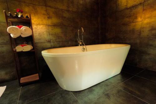 Thaulle Ayurveda Resort - Yala