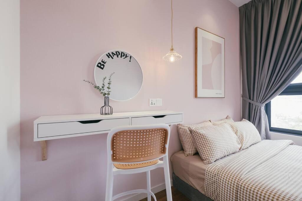 NEW!Pink Sweet Nordic Velocity MRT MVertica