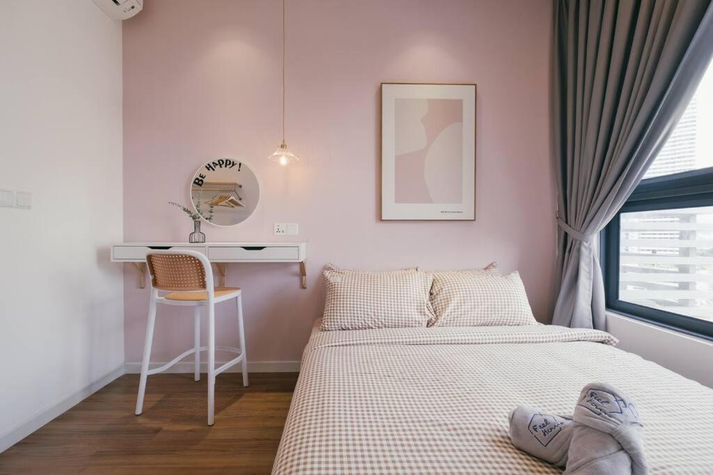 NEW!Pink Sweet Nordic Velocity MRT MVertica