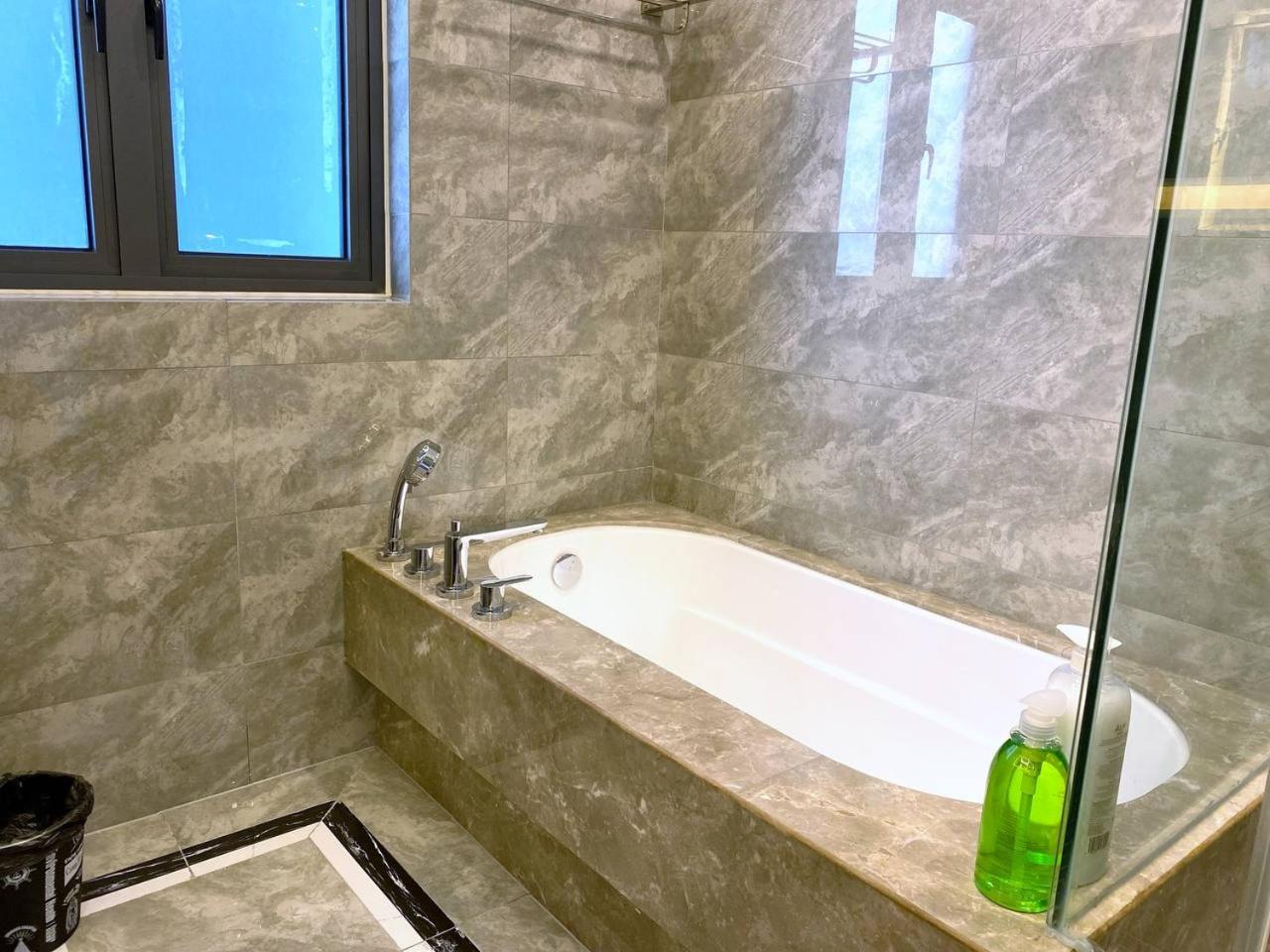 R&F Princess Cove JB Apartment Suites By SC Homestay