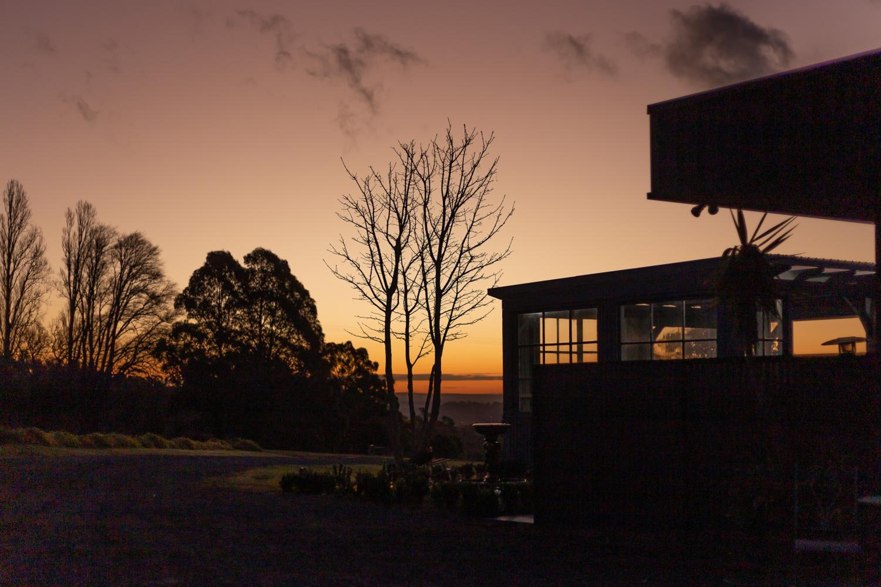 Hanging Rock Views