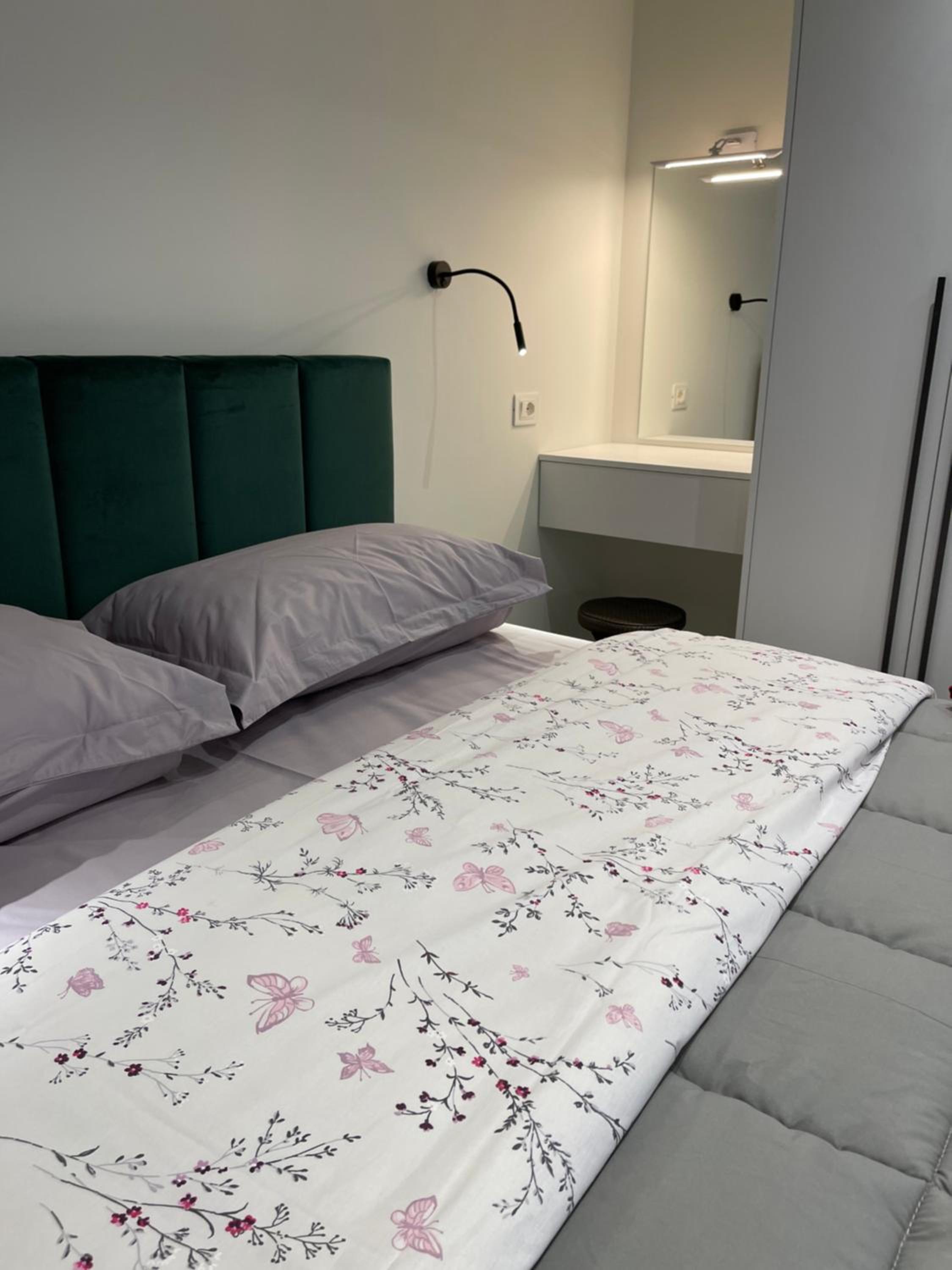 Le petite Studio Apartments - ENJOY TRAVEL