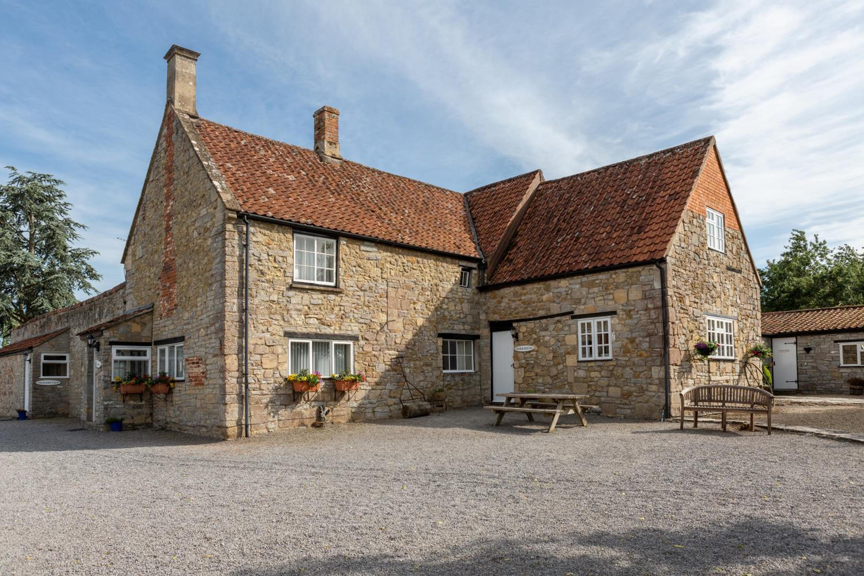 Middlewick Holiday Cottages