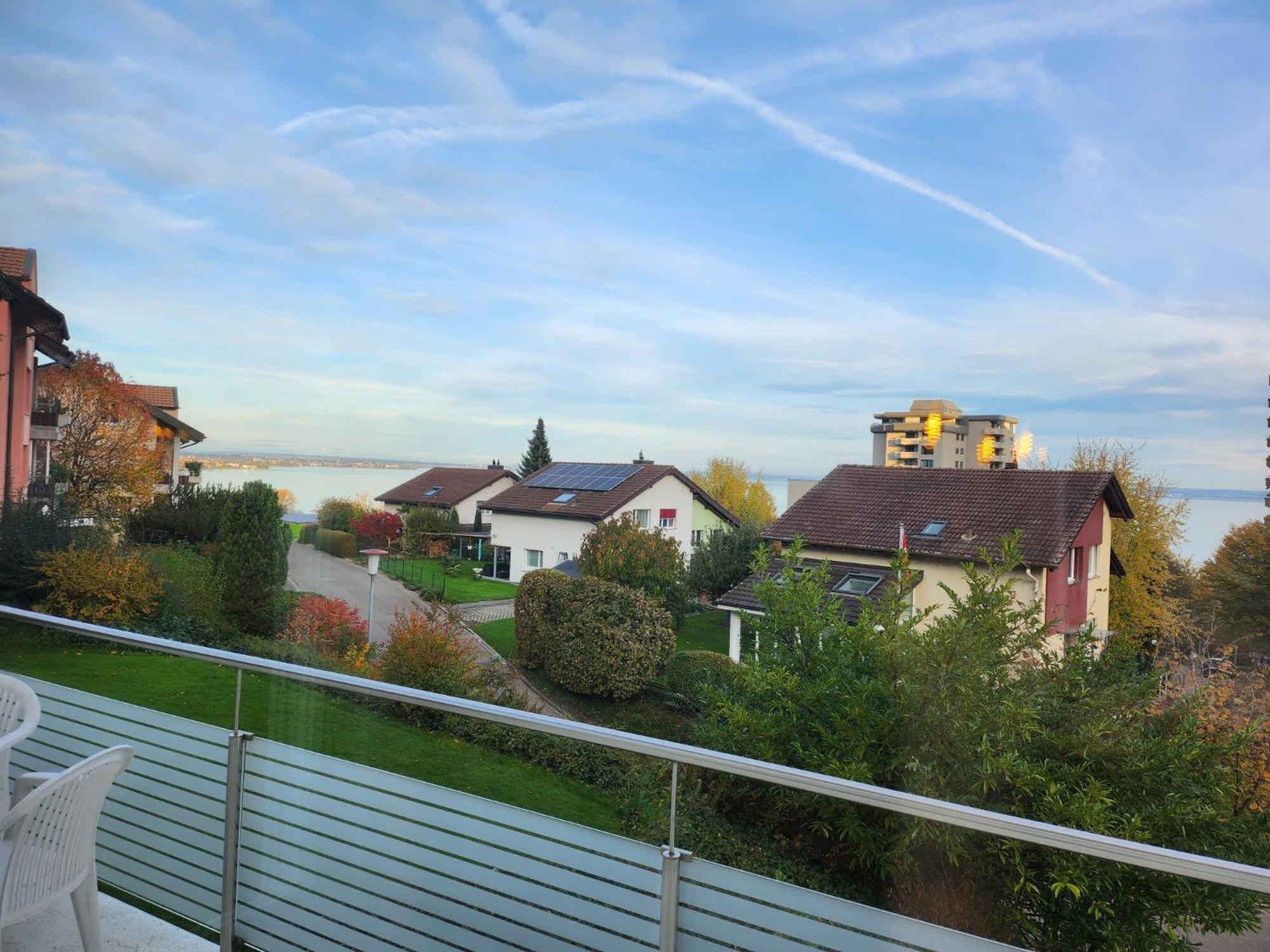 Ferienwohnung am Bodensee mit Seesicht und Wellness view 3