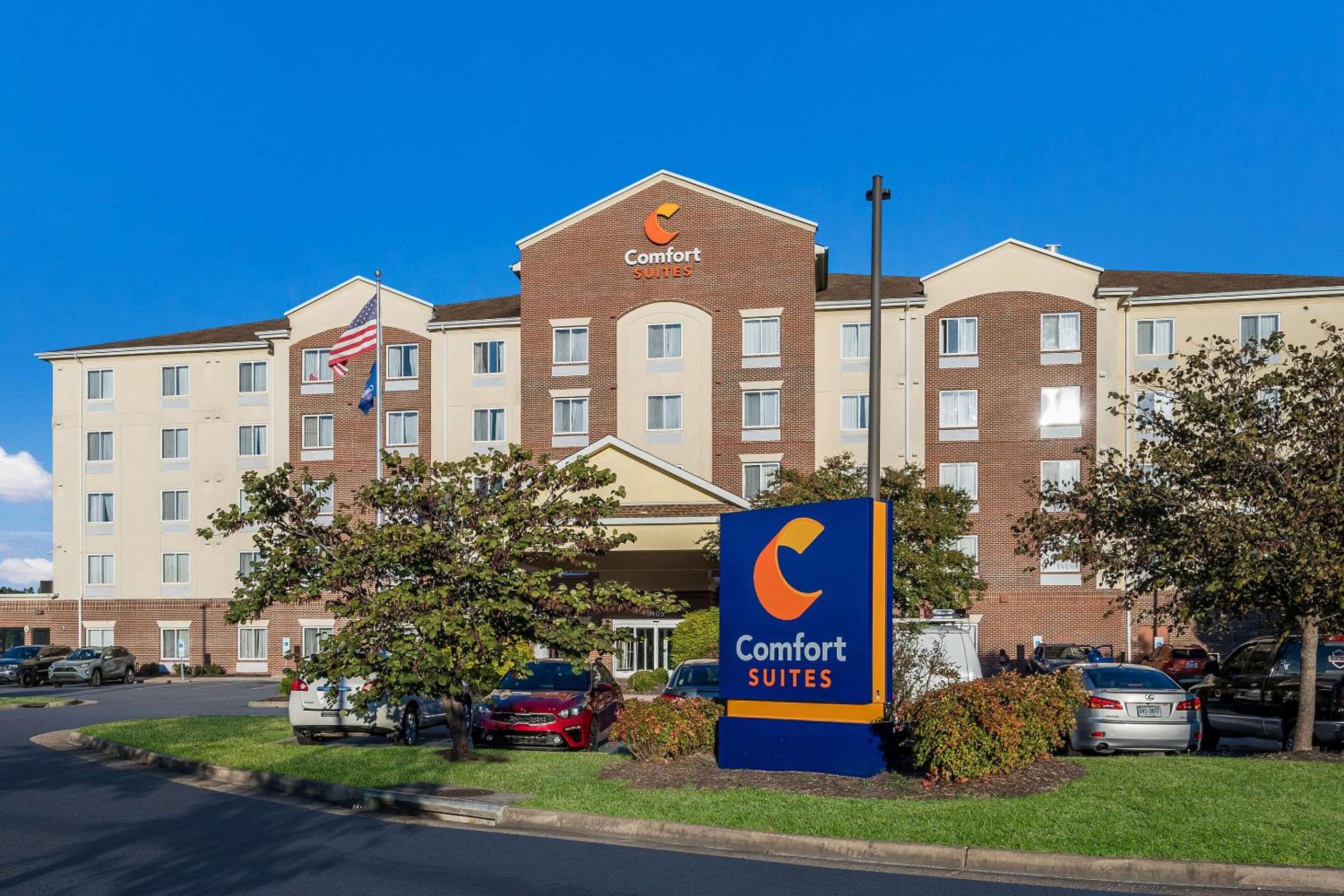 Hotel Comfort Suites Suffolk - Chesapeake