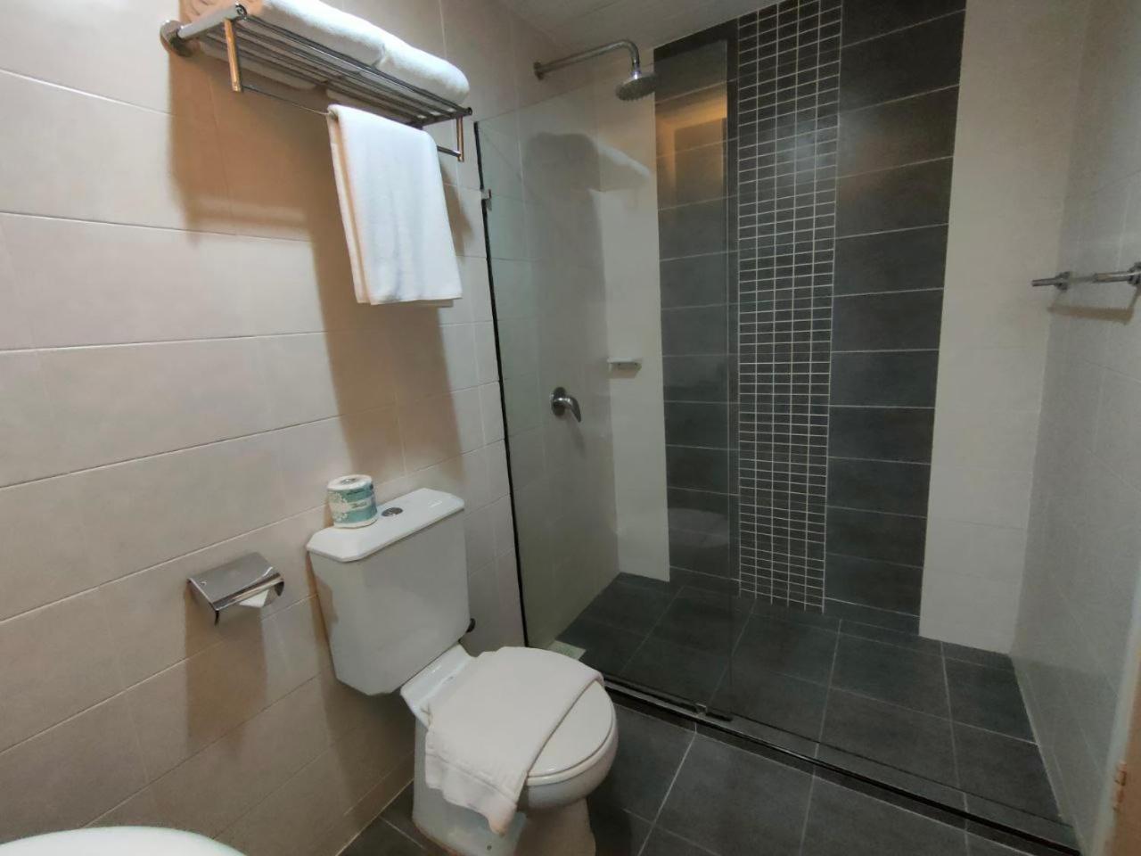 Pavilion Fahrenheit 88 Bukit Bintang 3 bedrooms