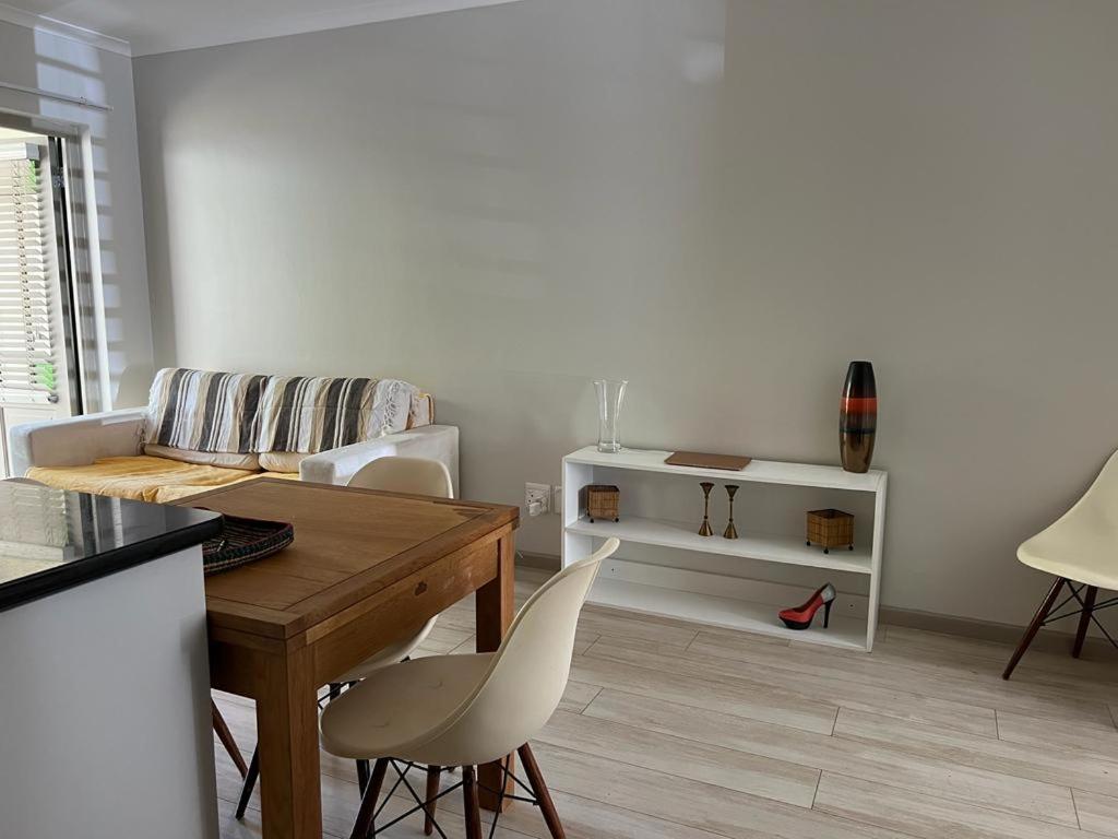 Happy Home Rondebosch view 4