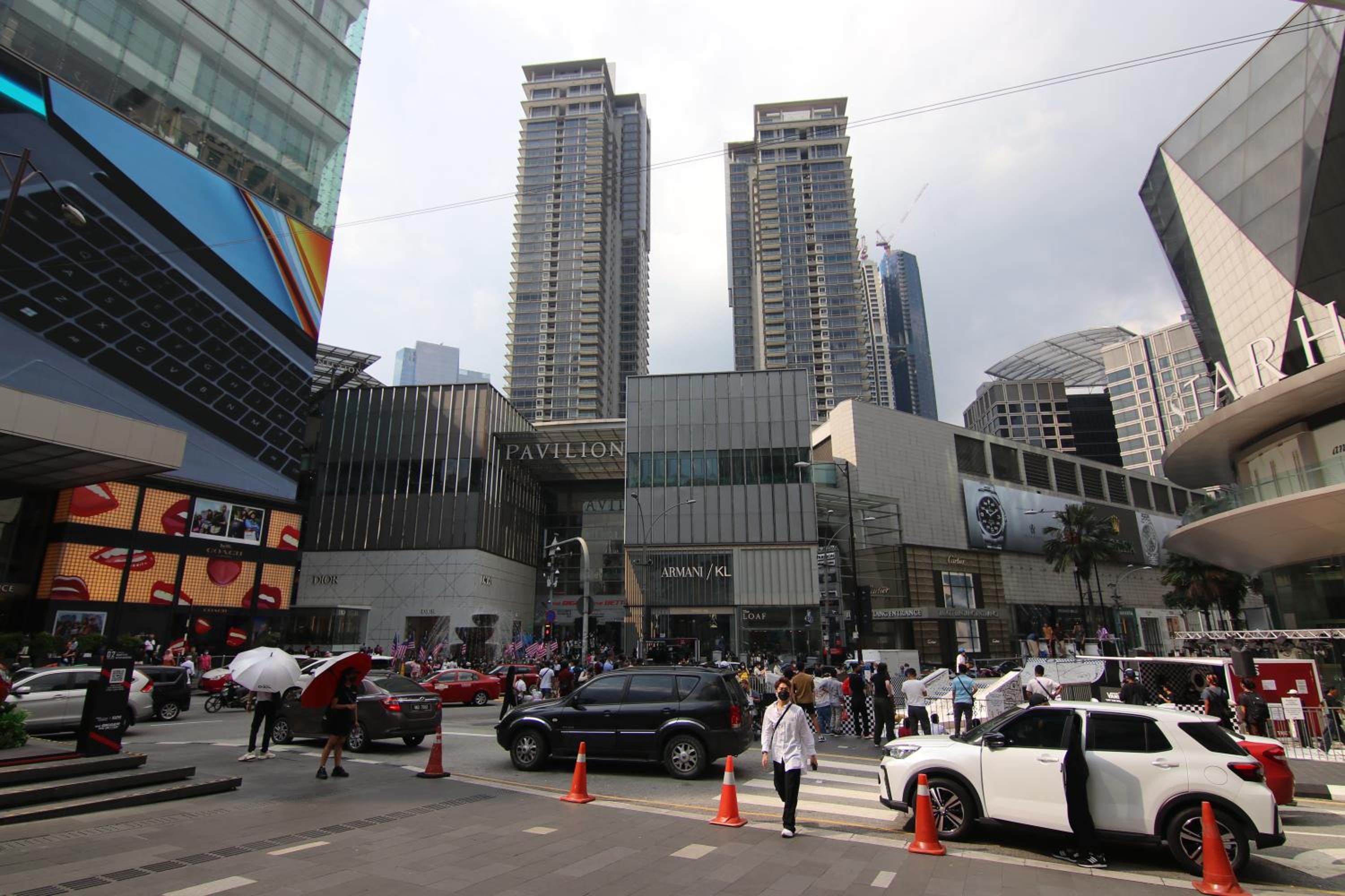 Pavilion Fahrenheit 88 Bukit Bintang 3 bedrooms