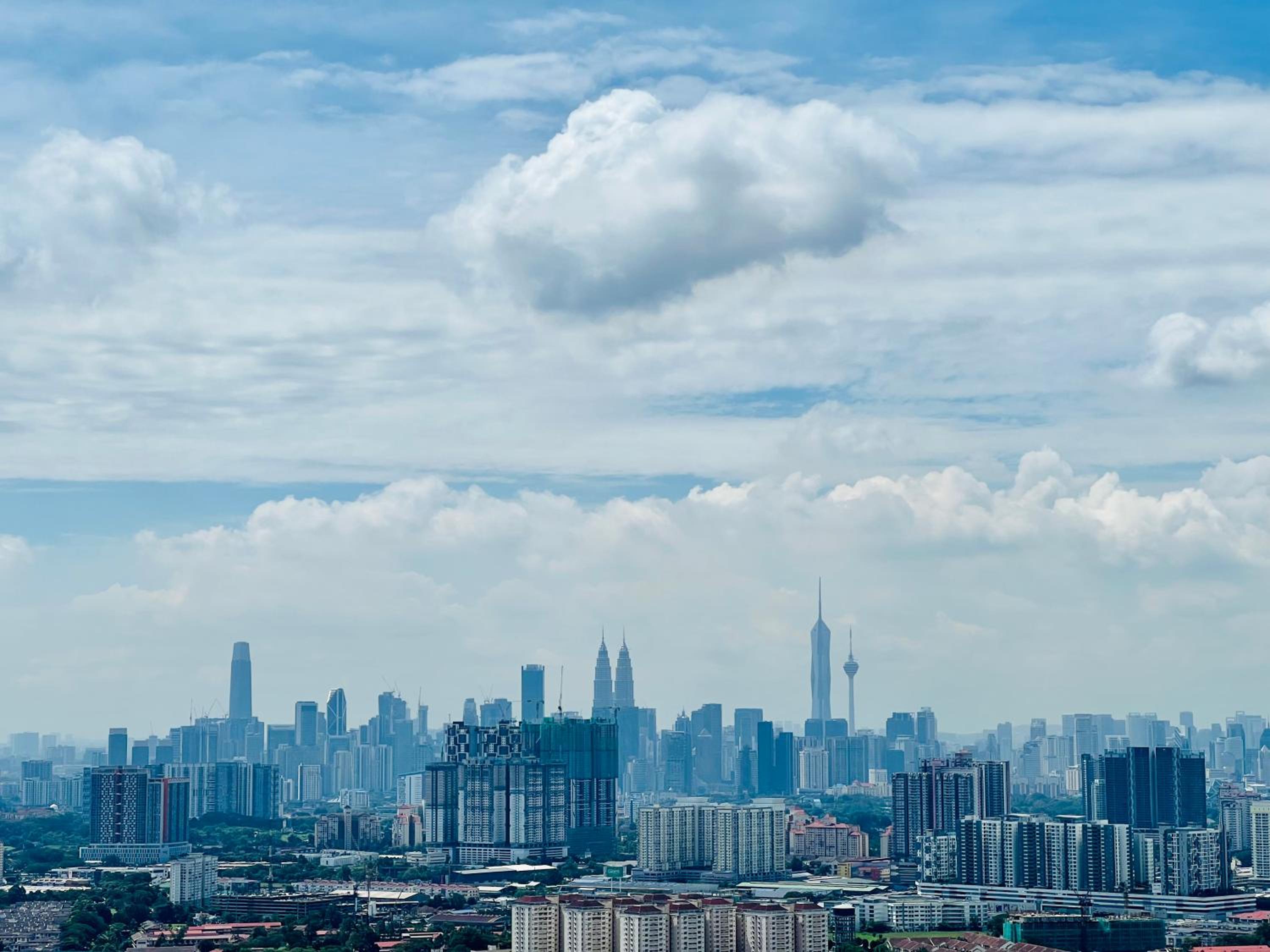 KL COSY CONDO - NEW Stylish home above KL East Mall
