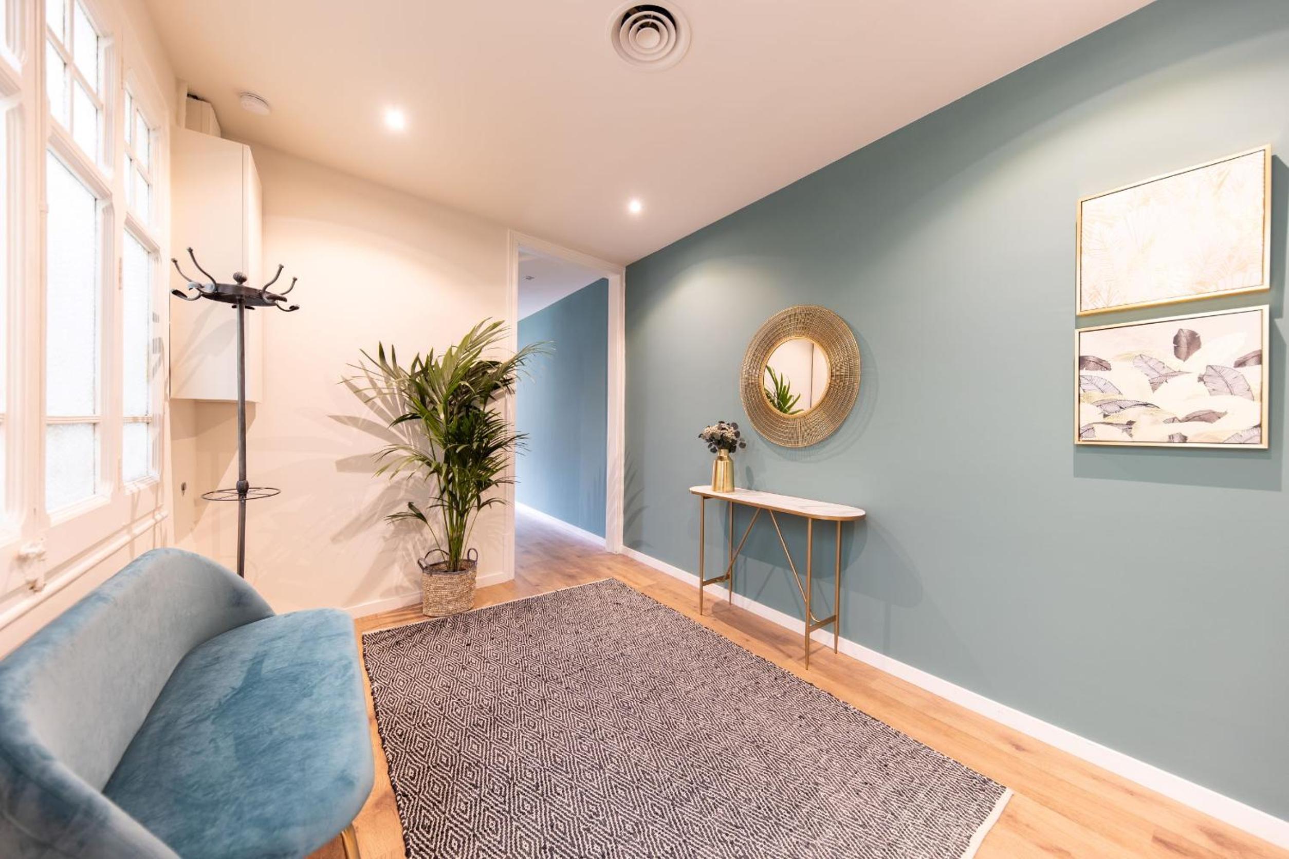 Ola Living Diagonal Apartments