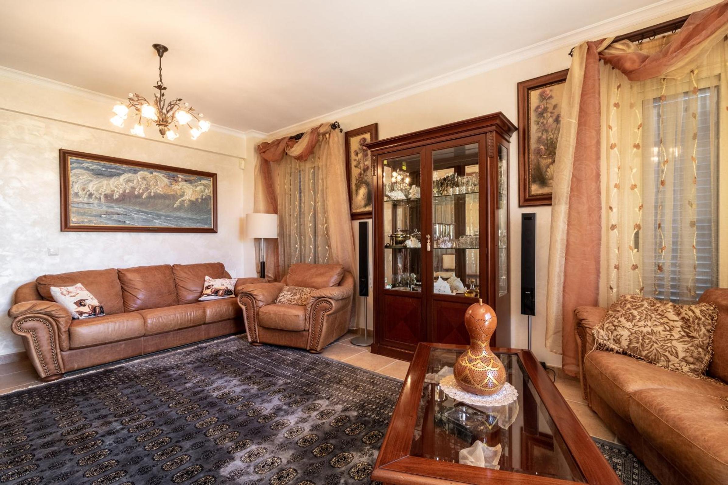 Rafaella villa in Latchi with private garden