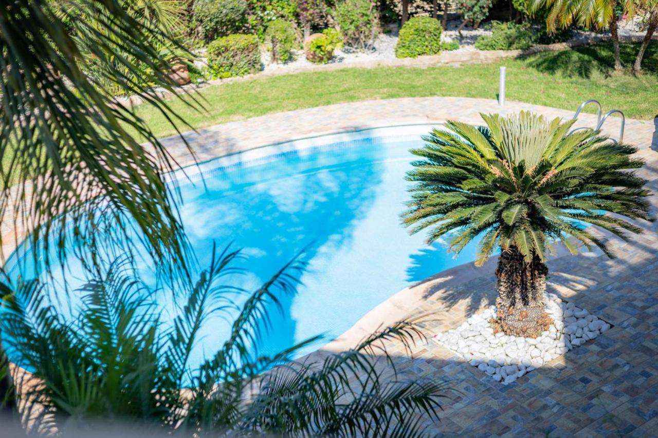 Rafaella villa in Latchi with private garden