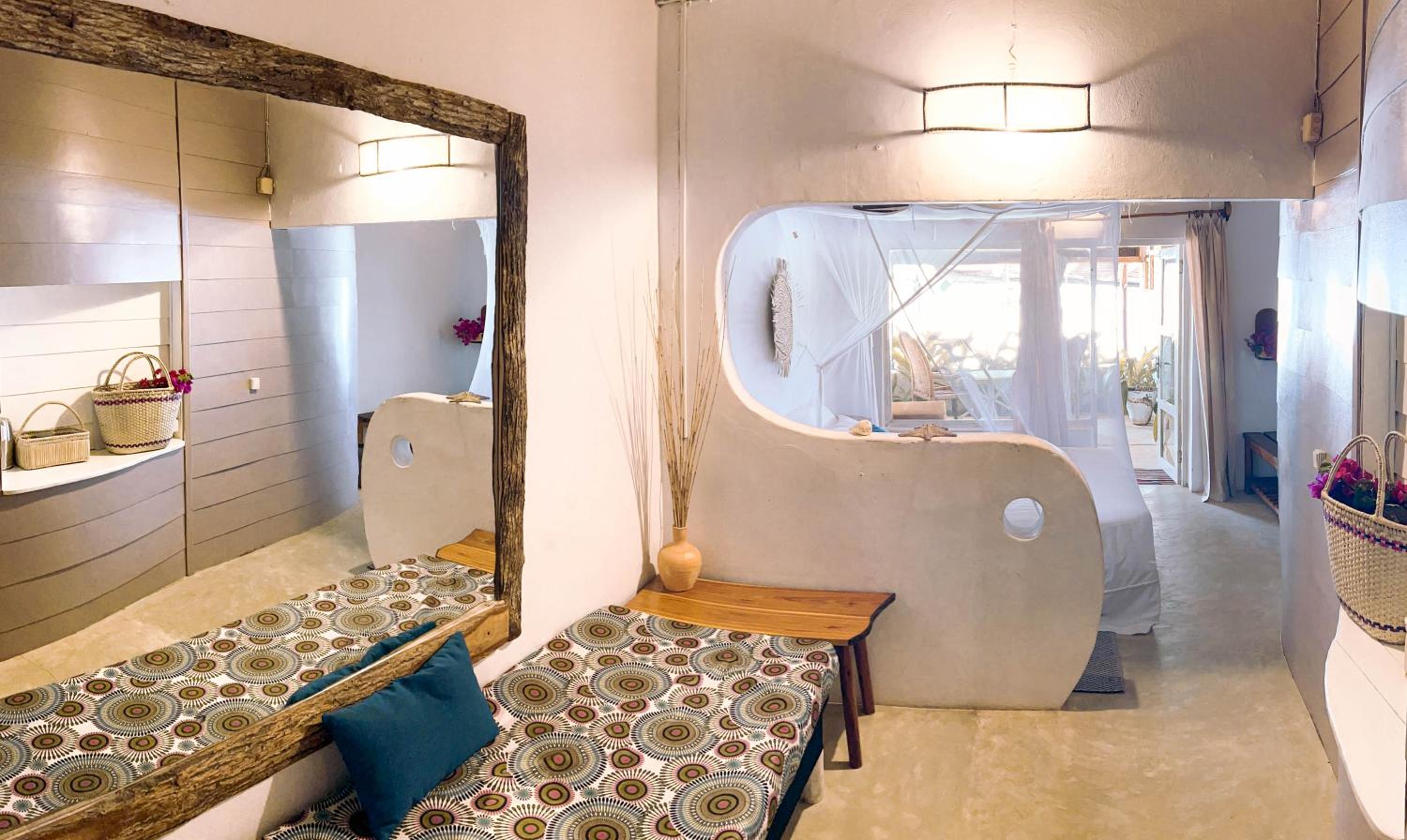 Casa na Praia Tofo- beach front hotel