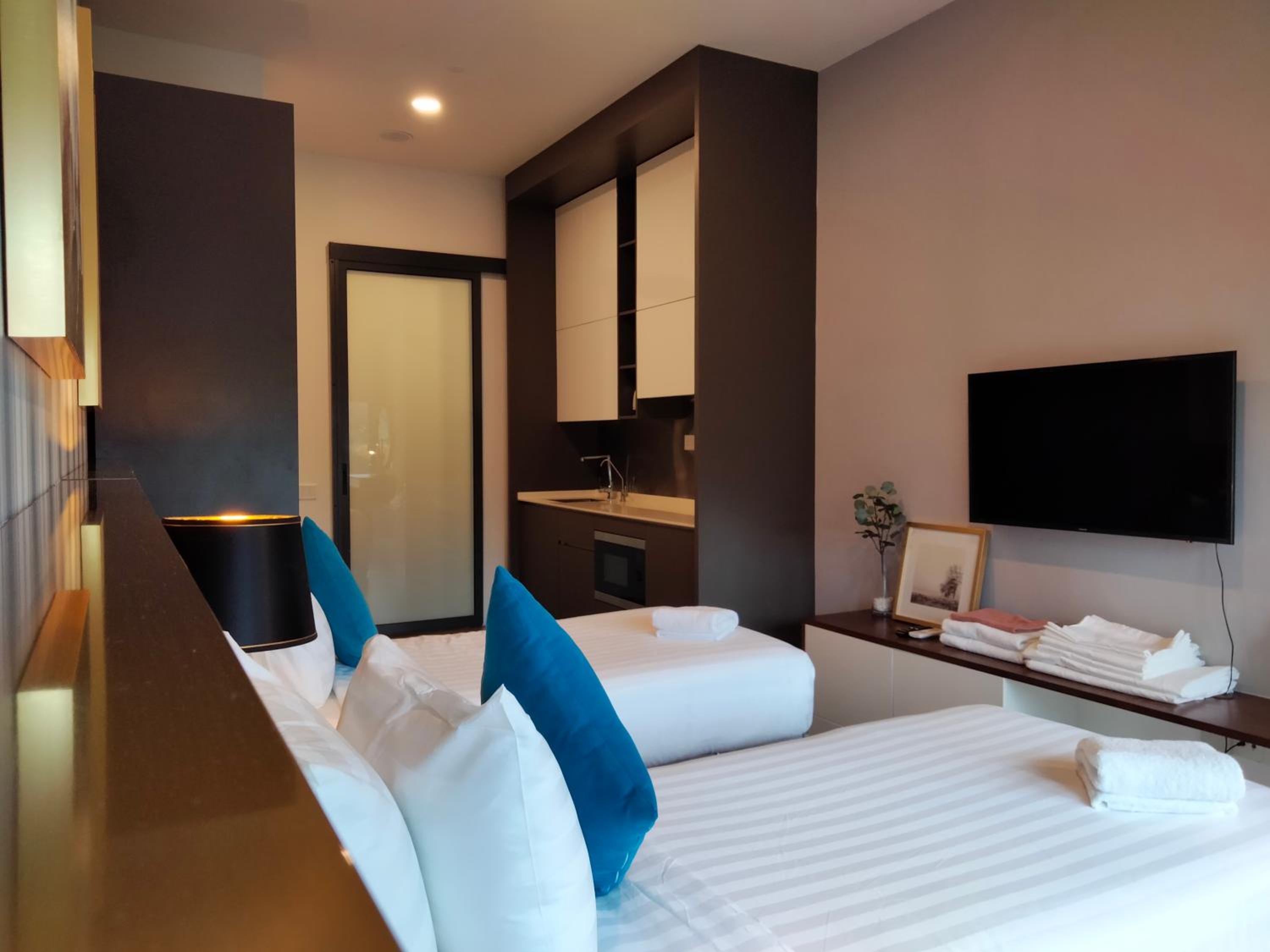 Ceylonz Suites Bukit Bintang I HomeBrickz