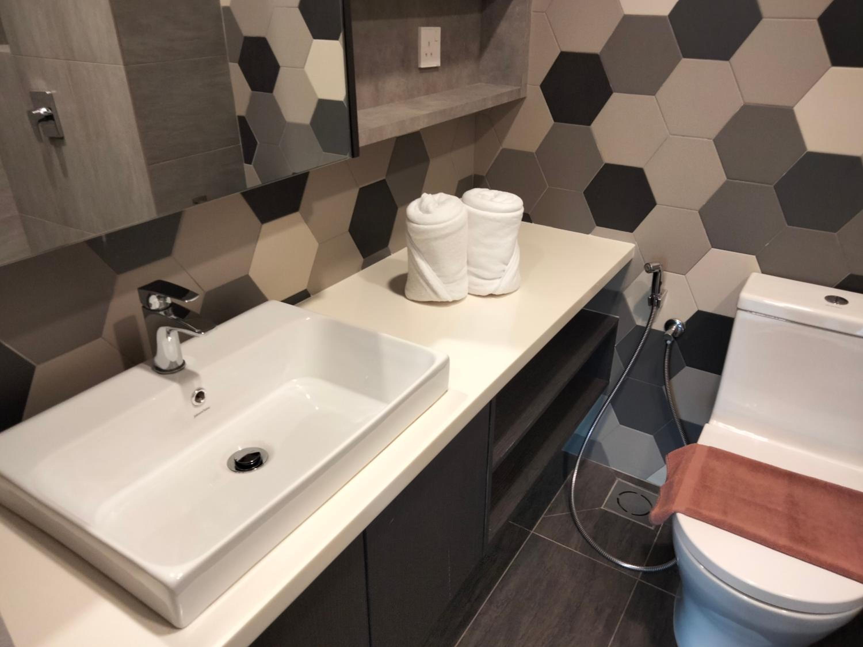 Ceylonz Suites Bukit Bintang I HomeBrickz
