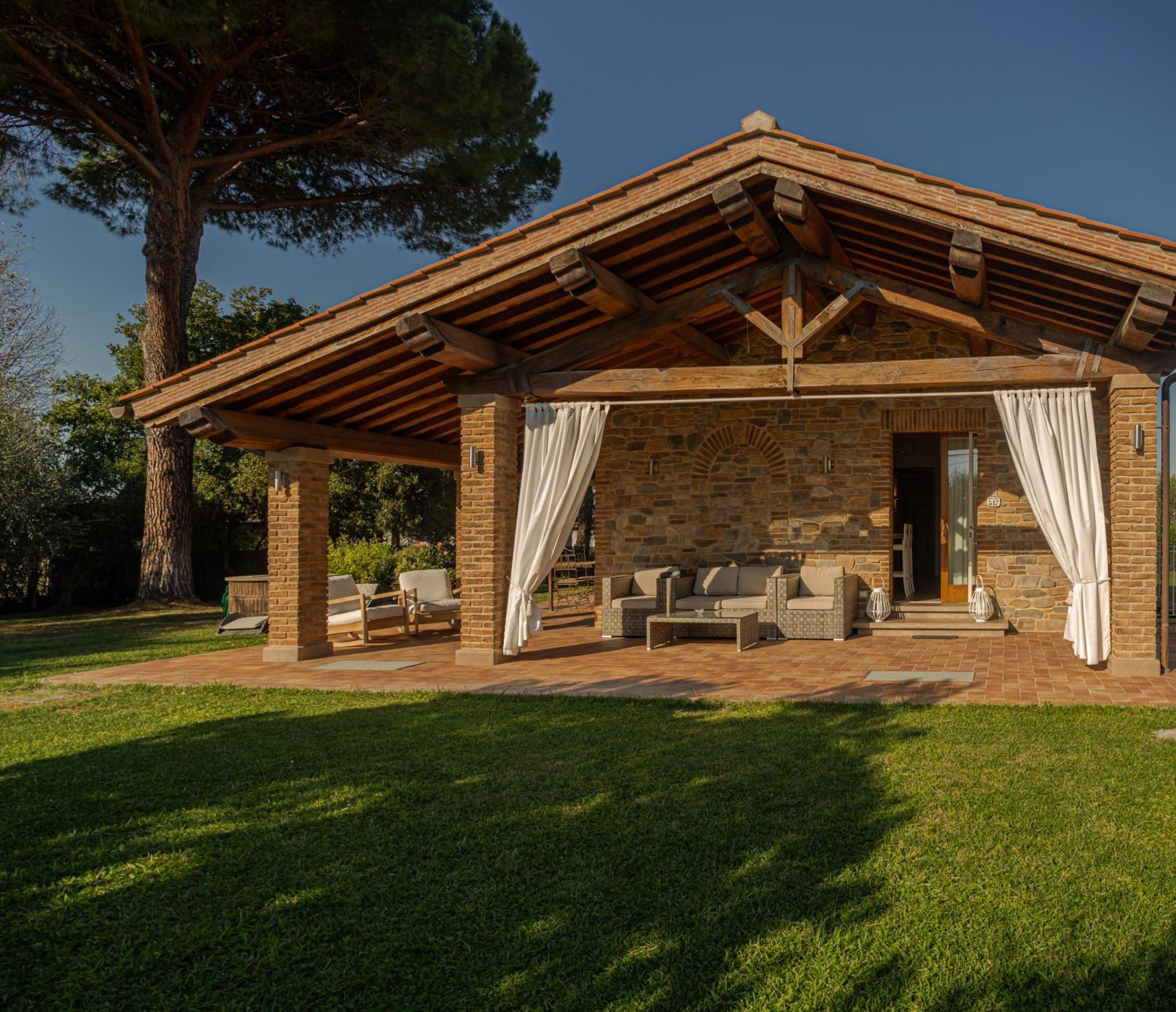 Villa Siloral Blu view 5