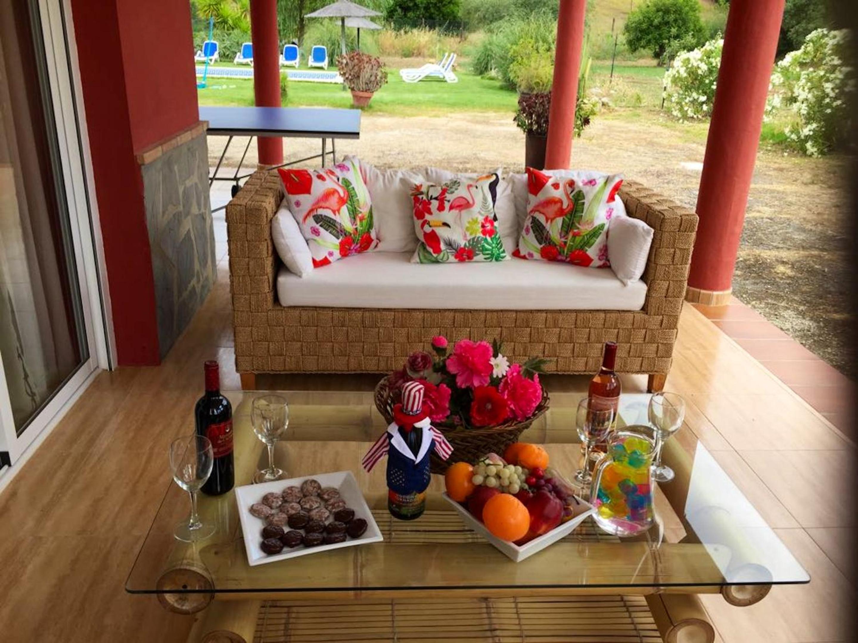Spacious Villa with Private Pool, Mountain View, in Ubriquea