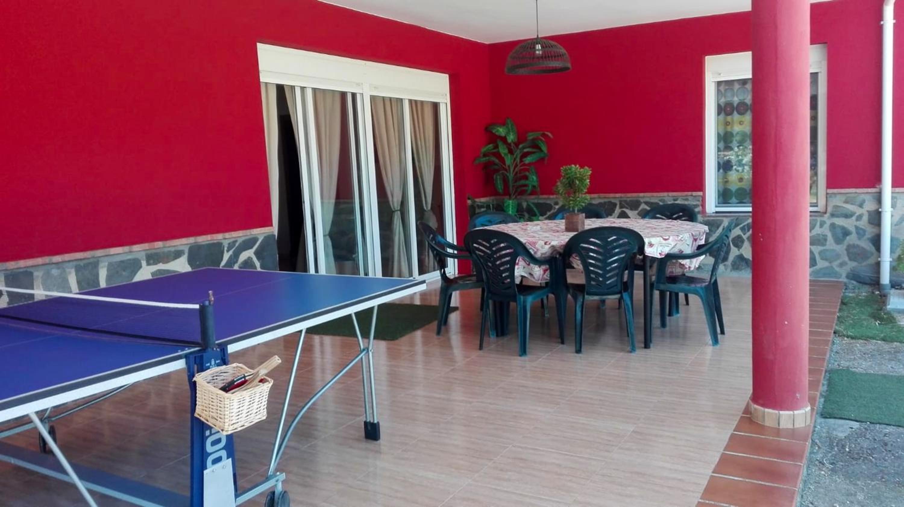 Spacious Villa with Private Pool, Mountain View, in Ubriquea