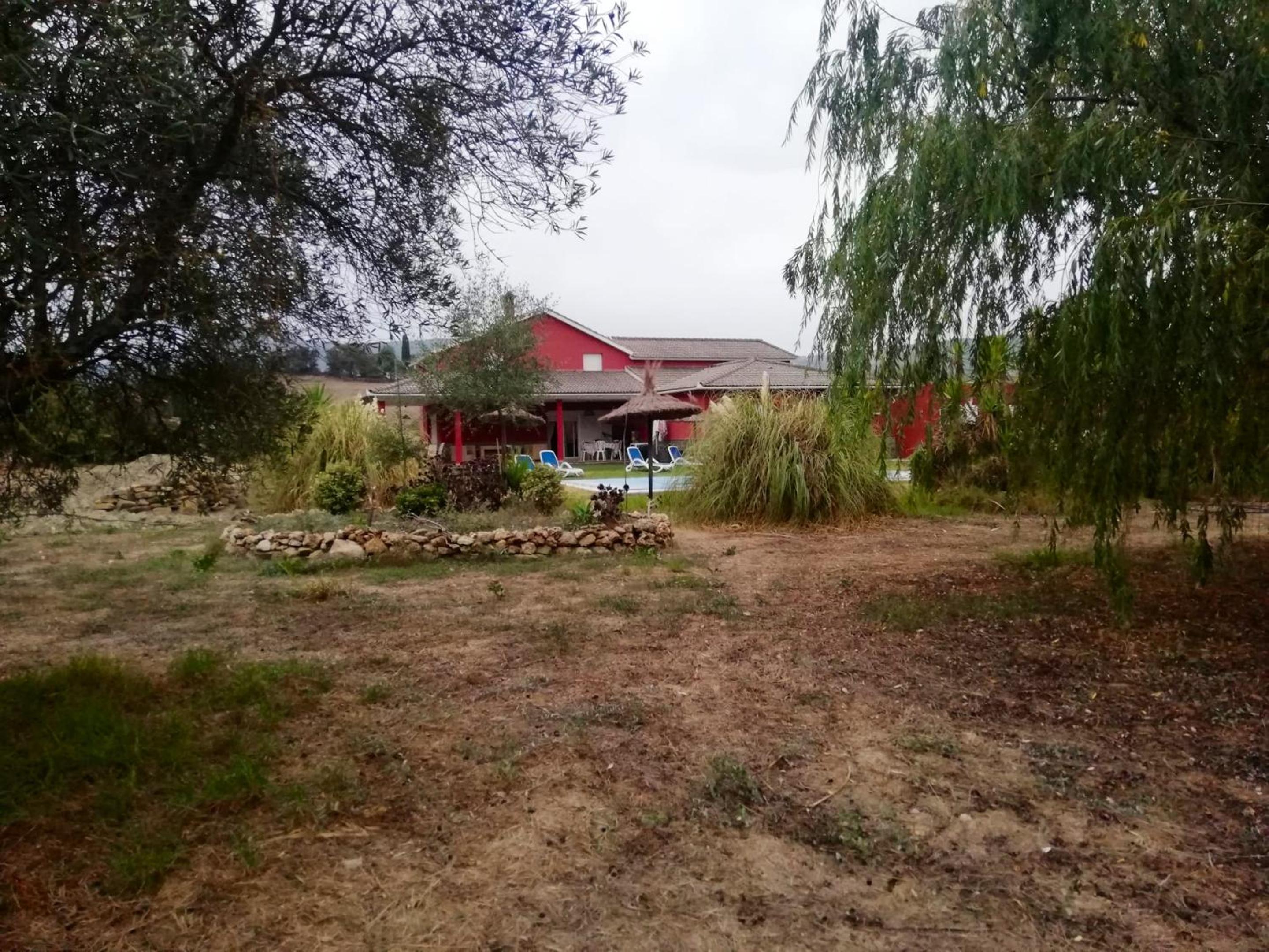 Spacious Villa with Private Pool, Mountain View, in Ubriquea