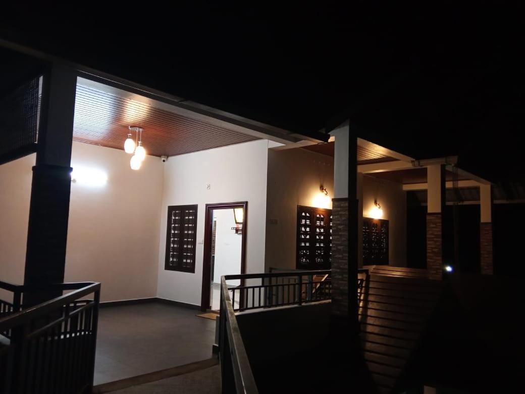 Cherry Blossom Munnar- 2 Bedroom Homestay view 3