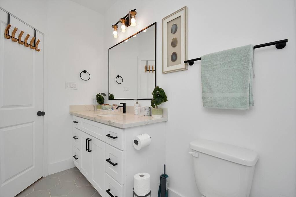 Blissful Getaway Home with Hot Tub & Backyard Near Downtown view 3