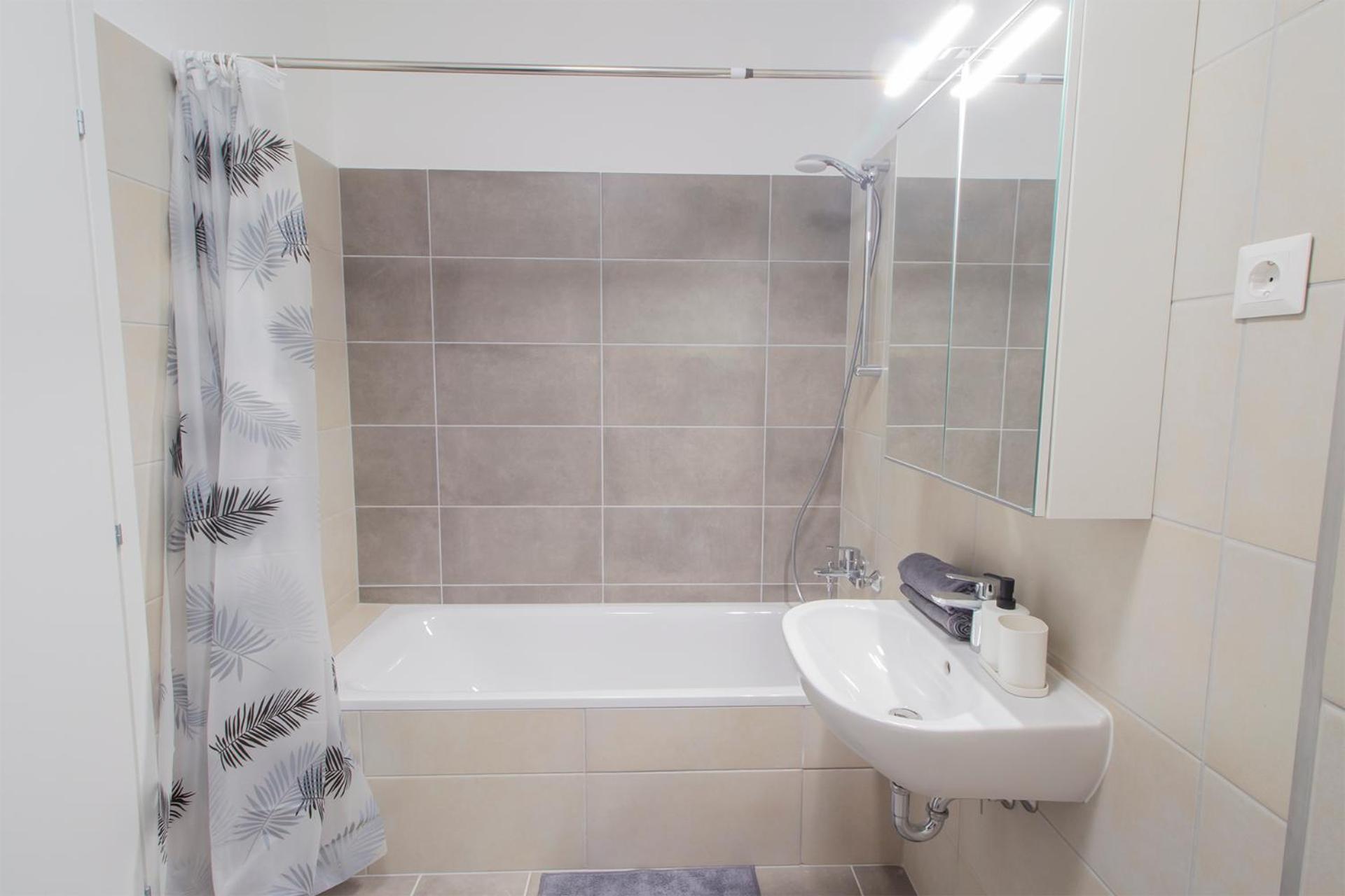 Corvin Modern Suite