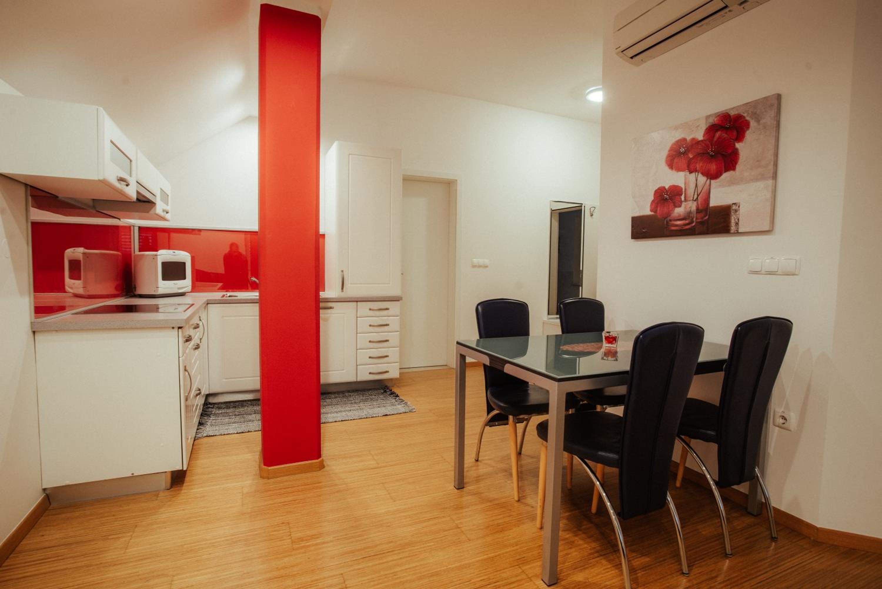 Apartments & Wellness Skok