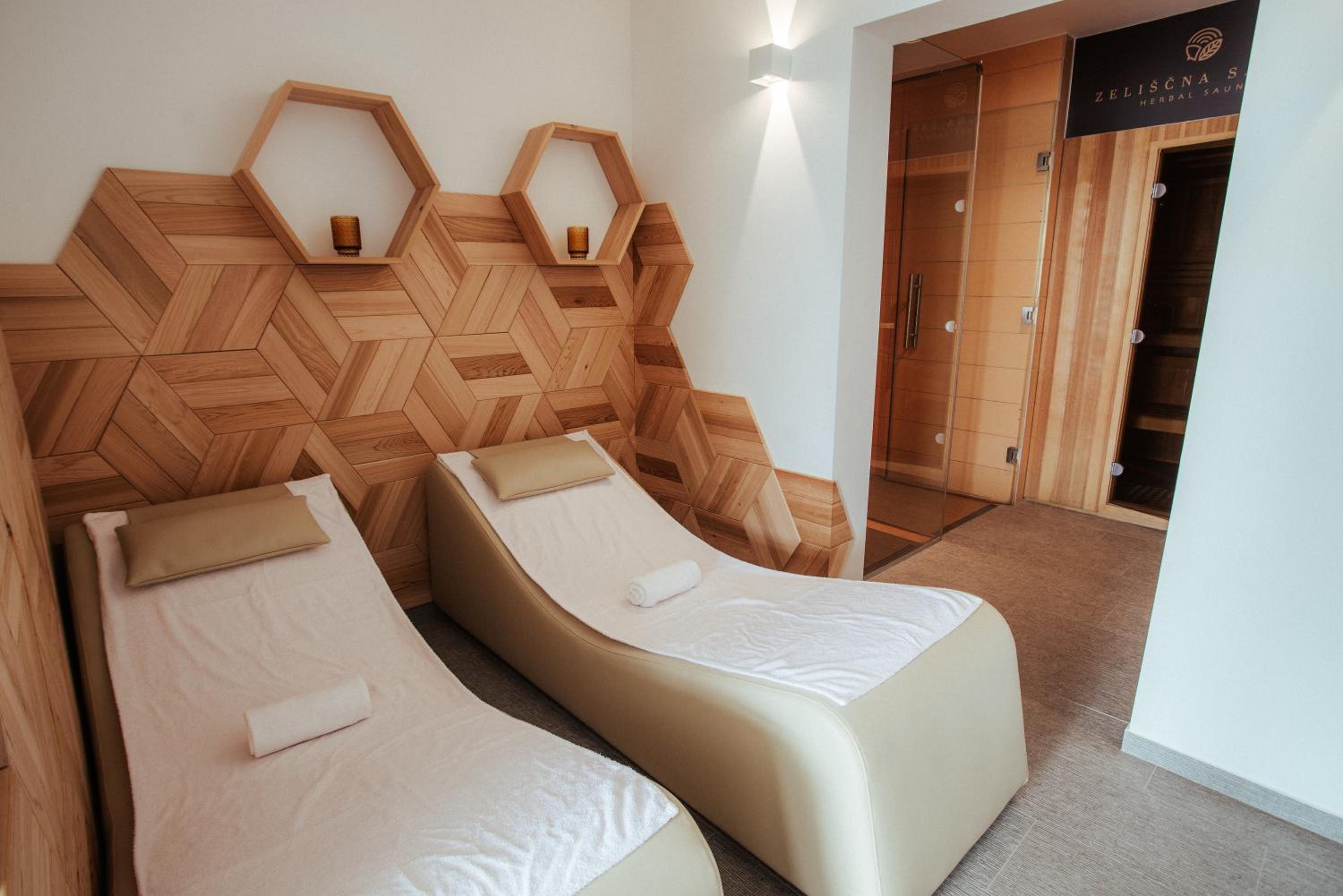 Apartments & Wellness Skok