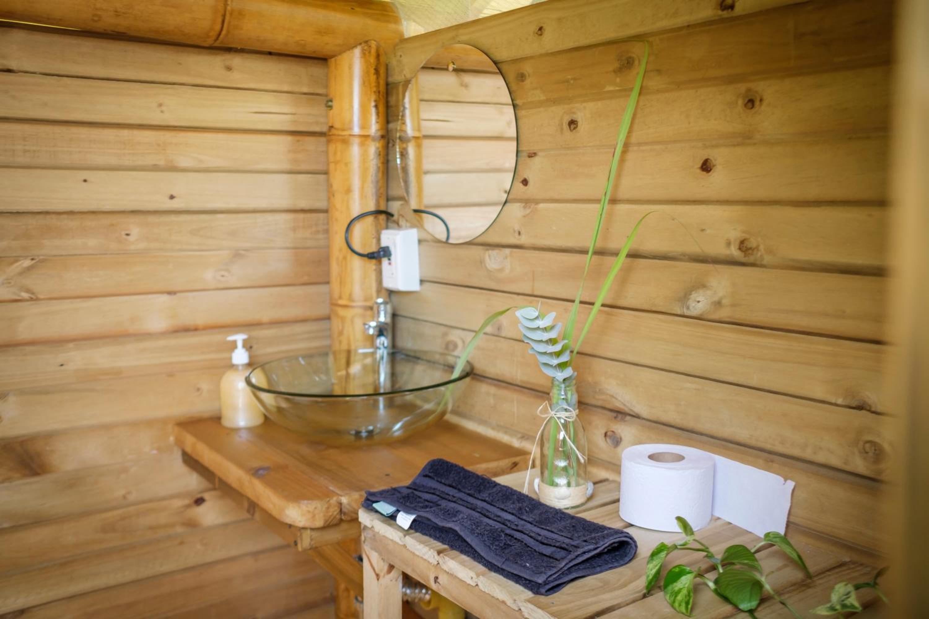 La Perla Negra Eco-Lodge & Hostel