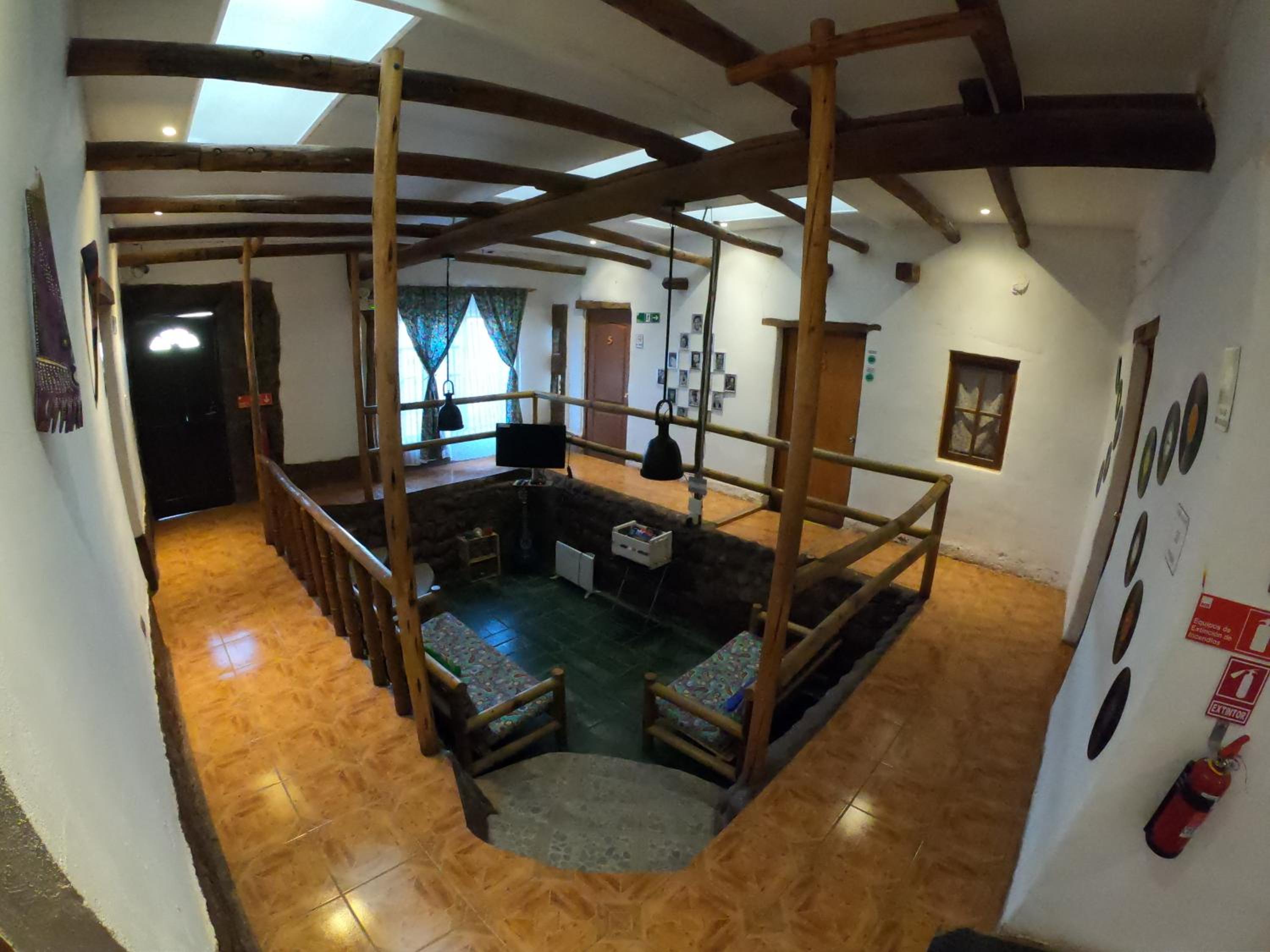 Rey Lagarto Hostel