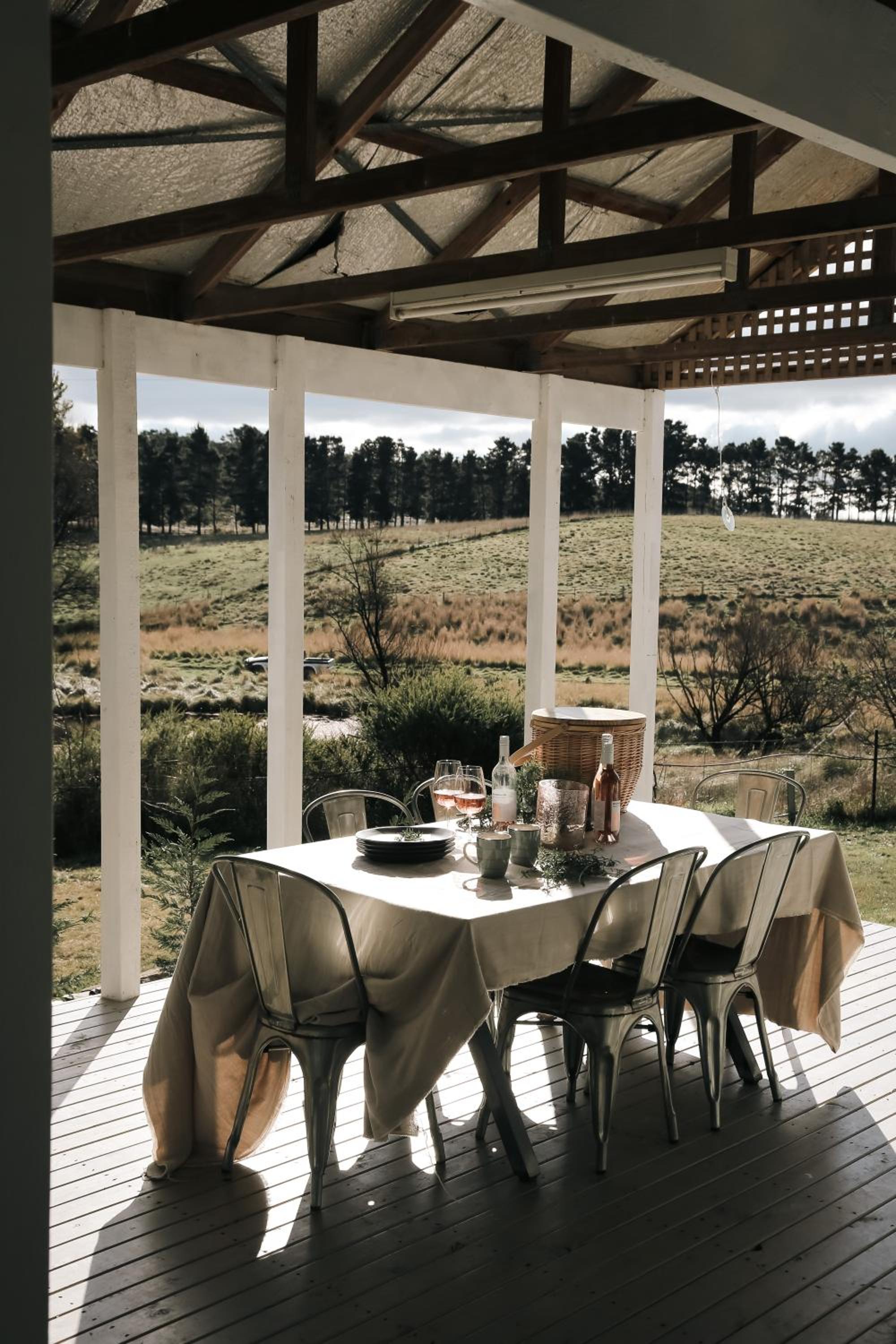 The Pine Tree Cottage - Charming cottage close to Canberra