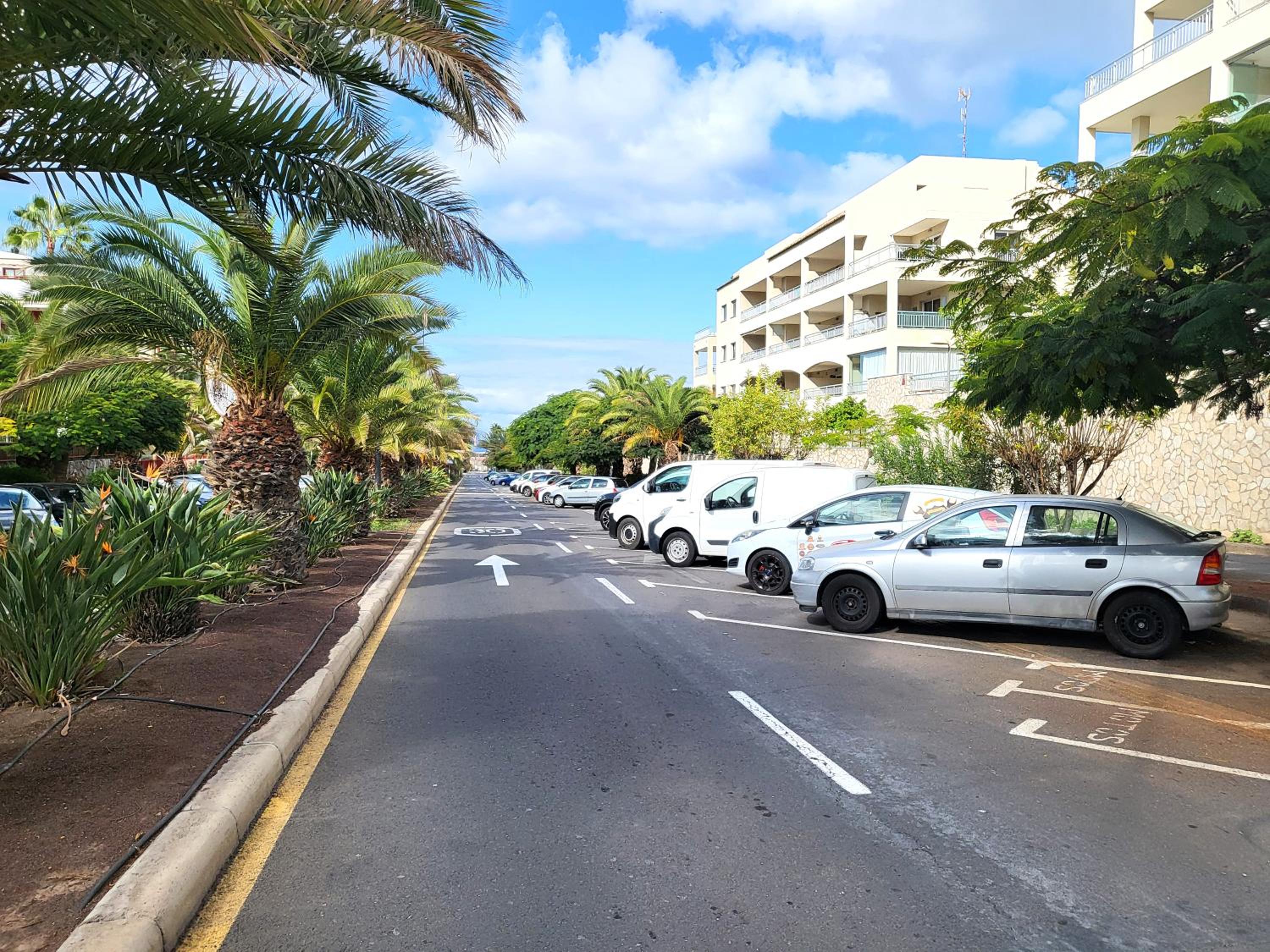 Oasis Palm Mar by HelloApartments